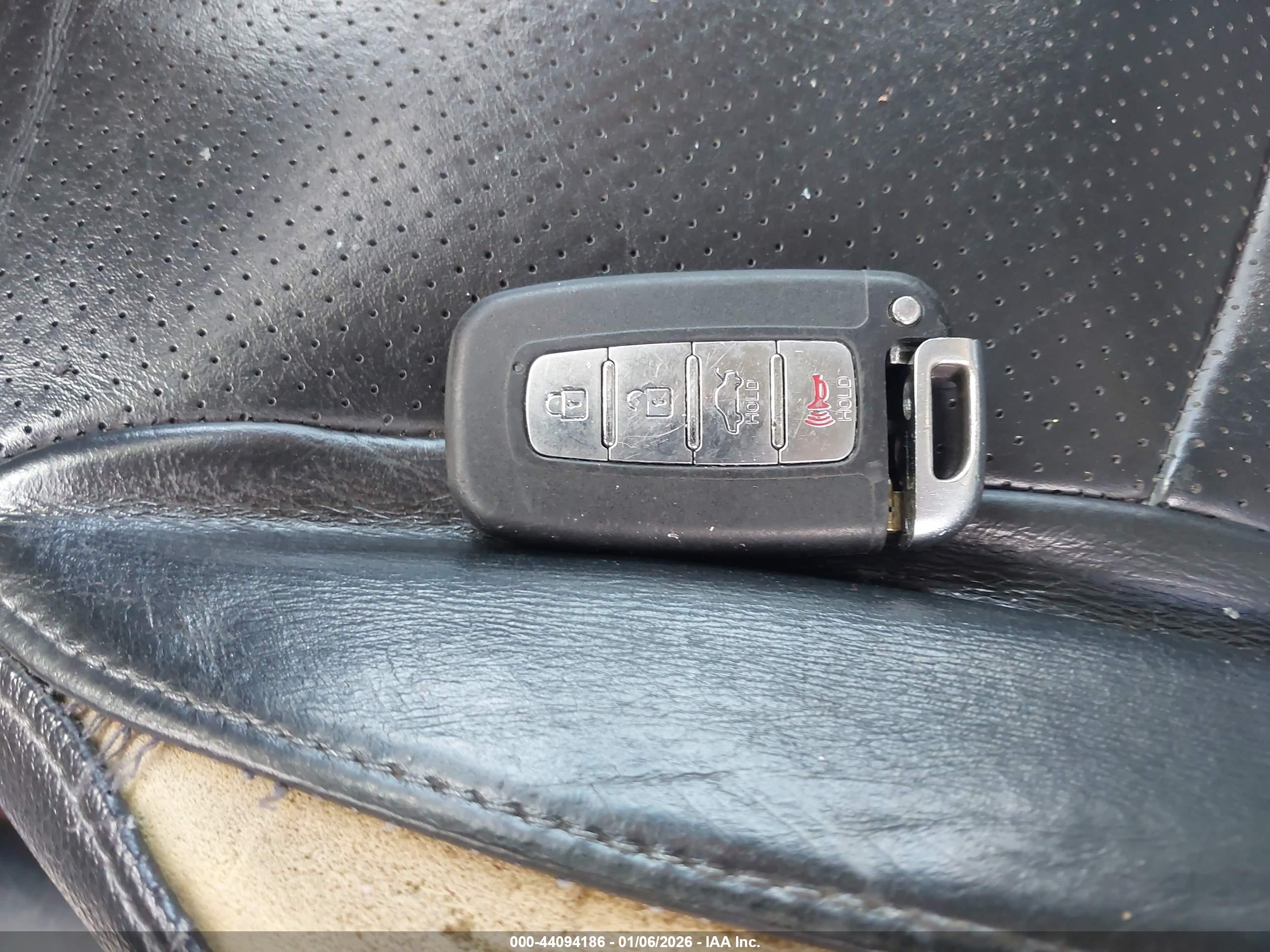 KIA SORENTO image 11
