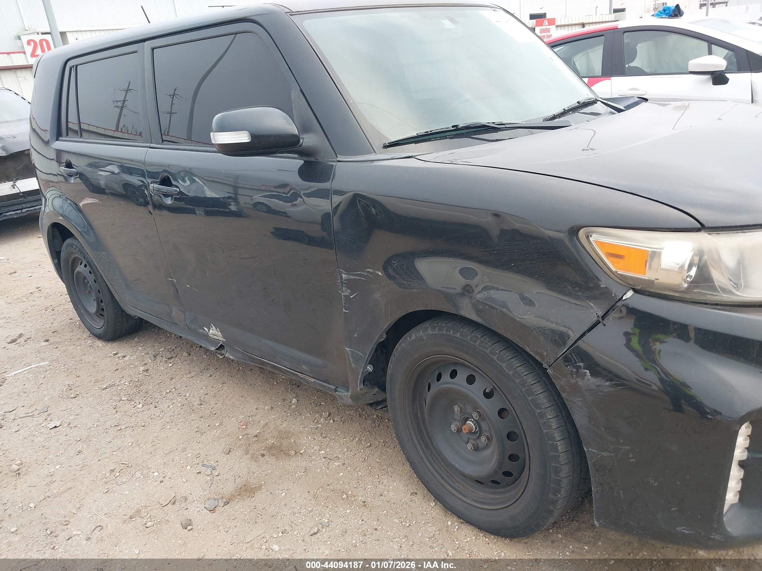 SCION XB image 6