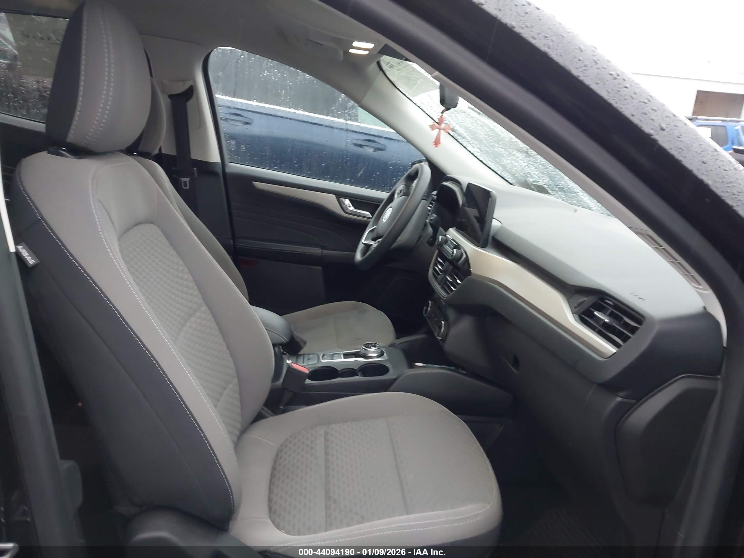 FORD ESCAPE image 5