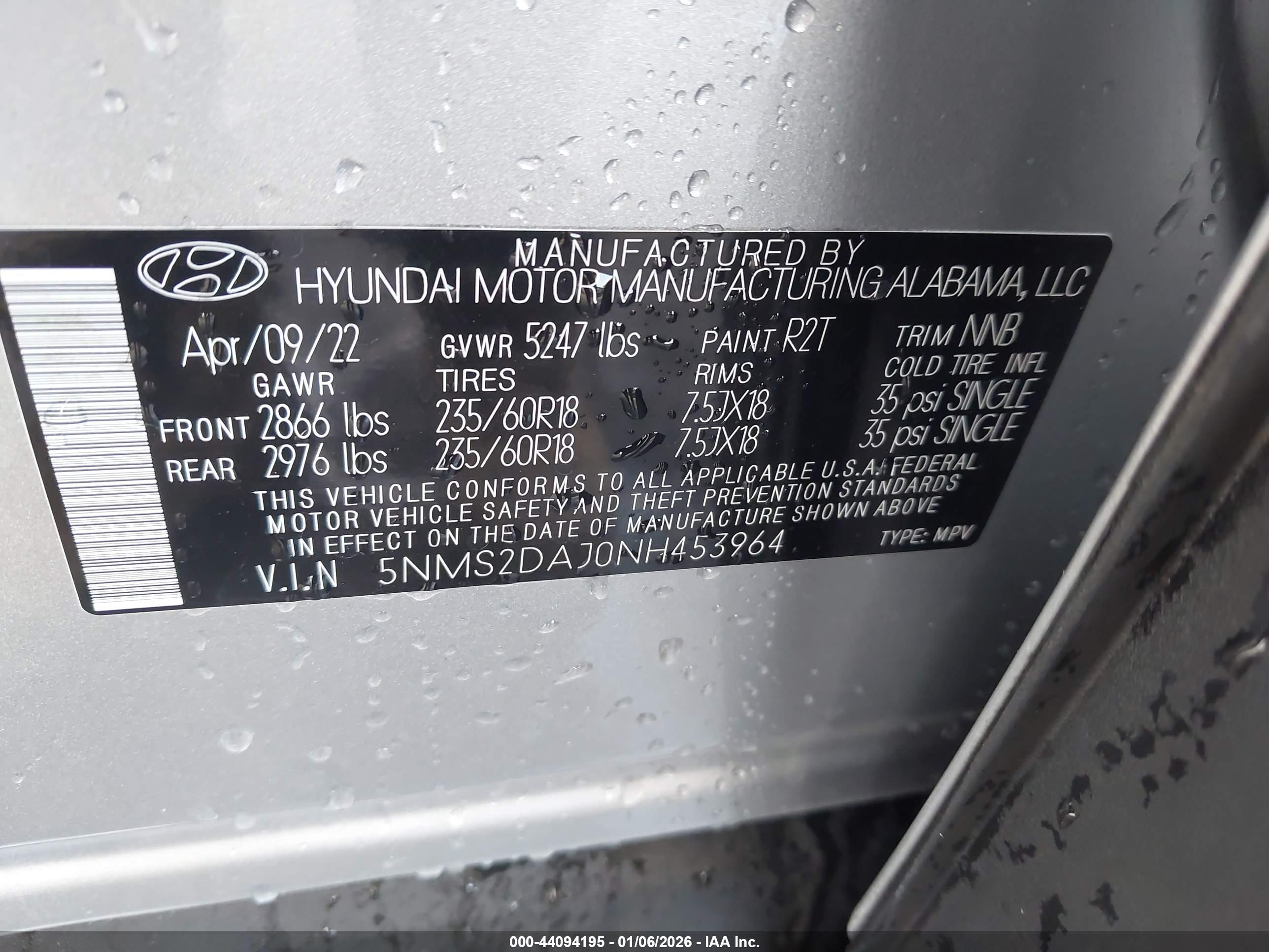 HYUNDAI SANTA image 9