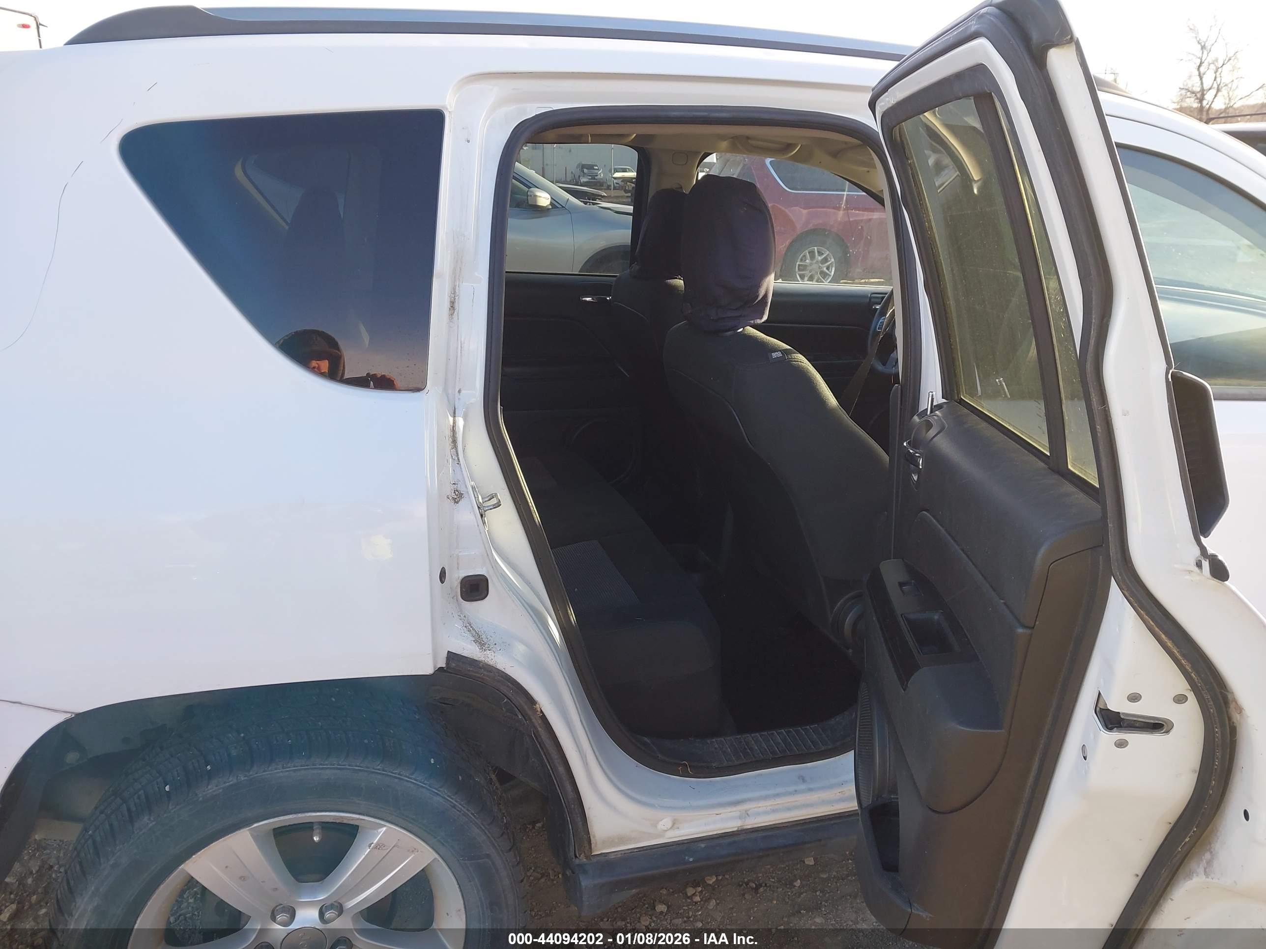 JEEP COMPASS image 8