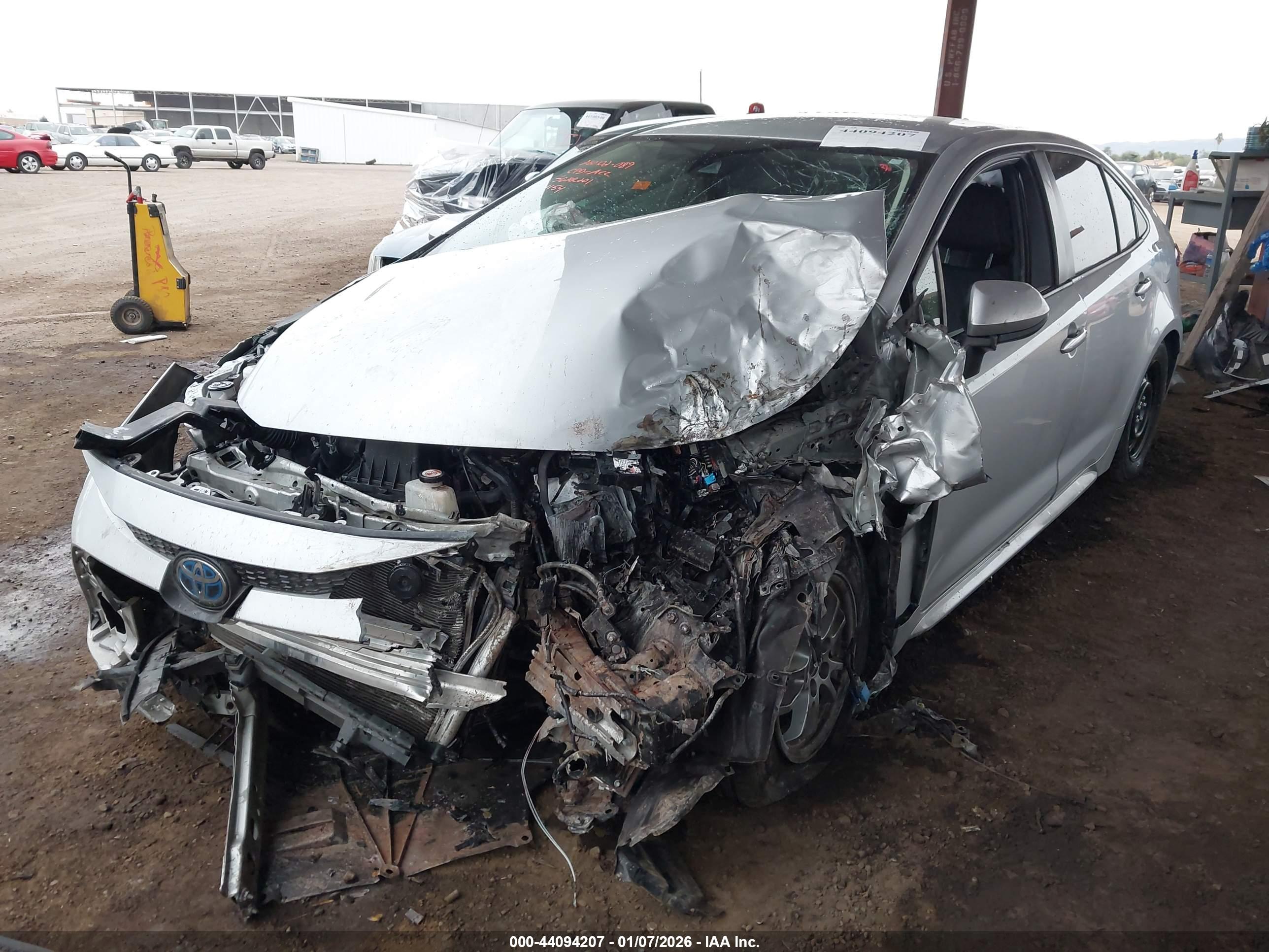 TOYOTA COROLLA image 2