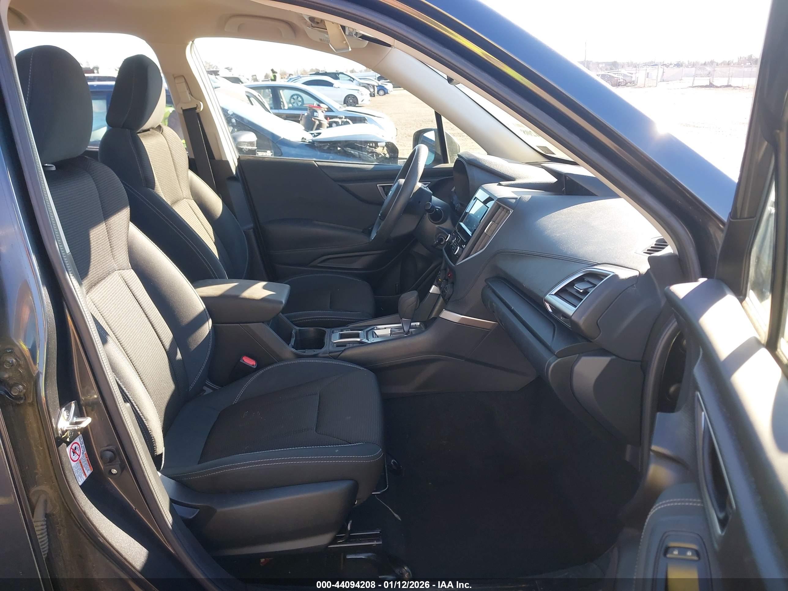 SUBARU FORESTER image 5