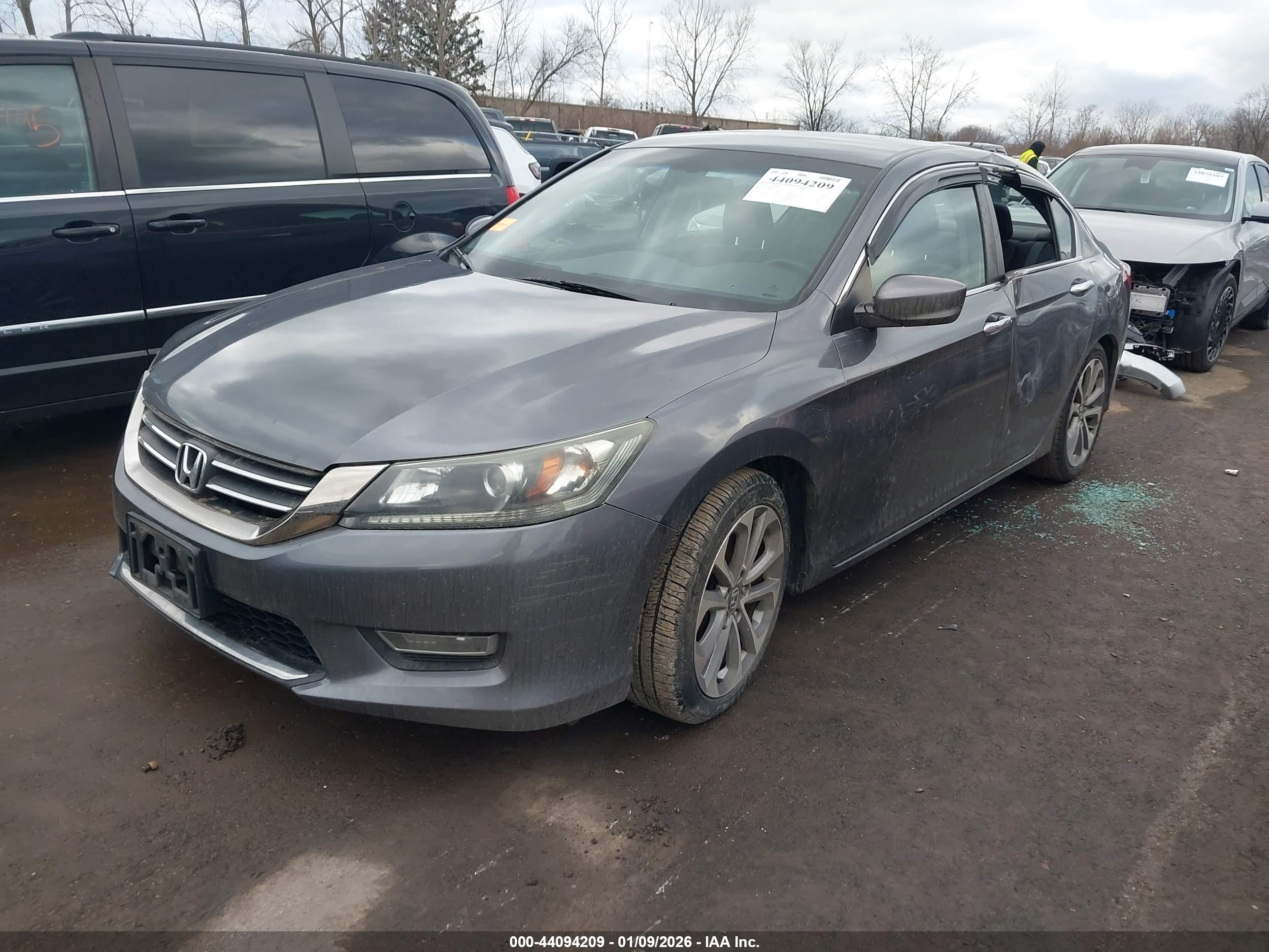 HONDA ACCORD image 2