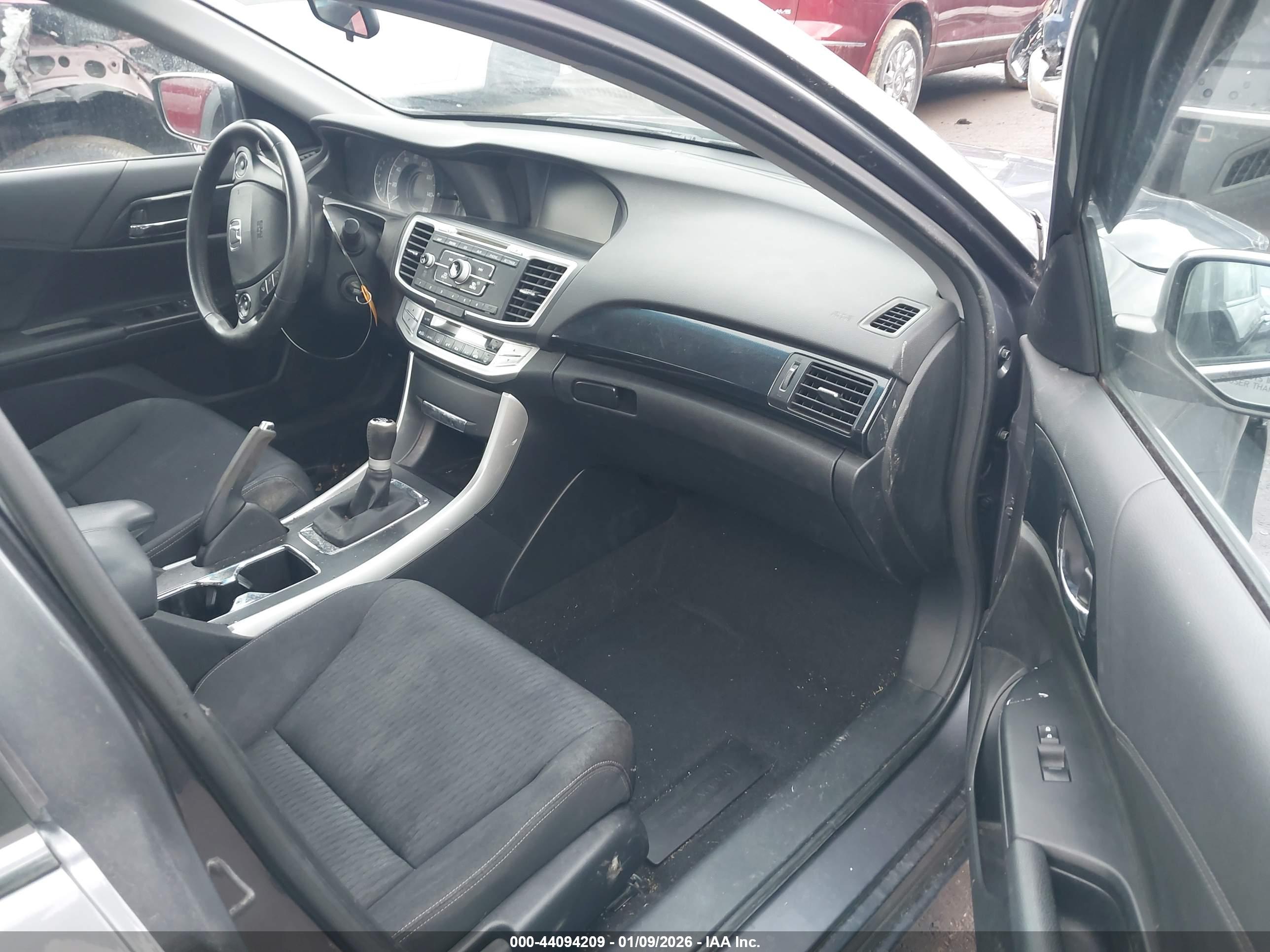 HONDA ACCORD image 5