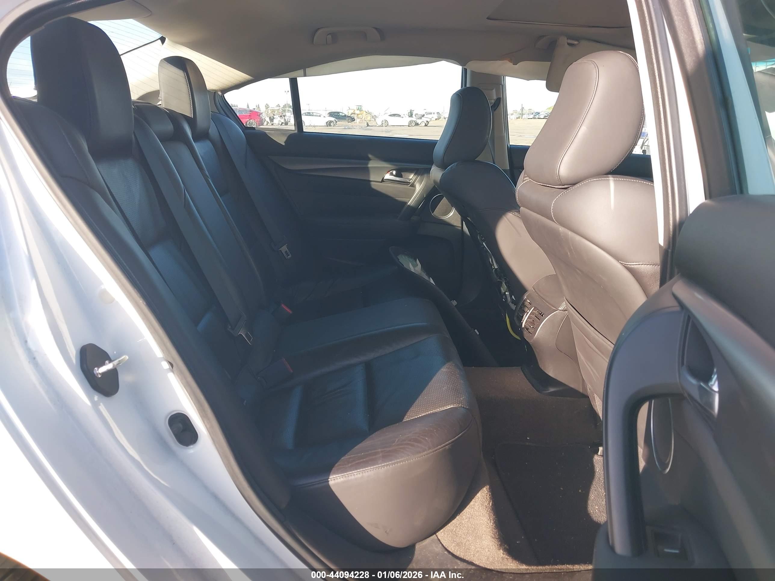 ACURA TL image 8