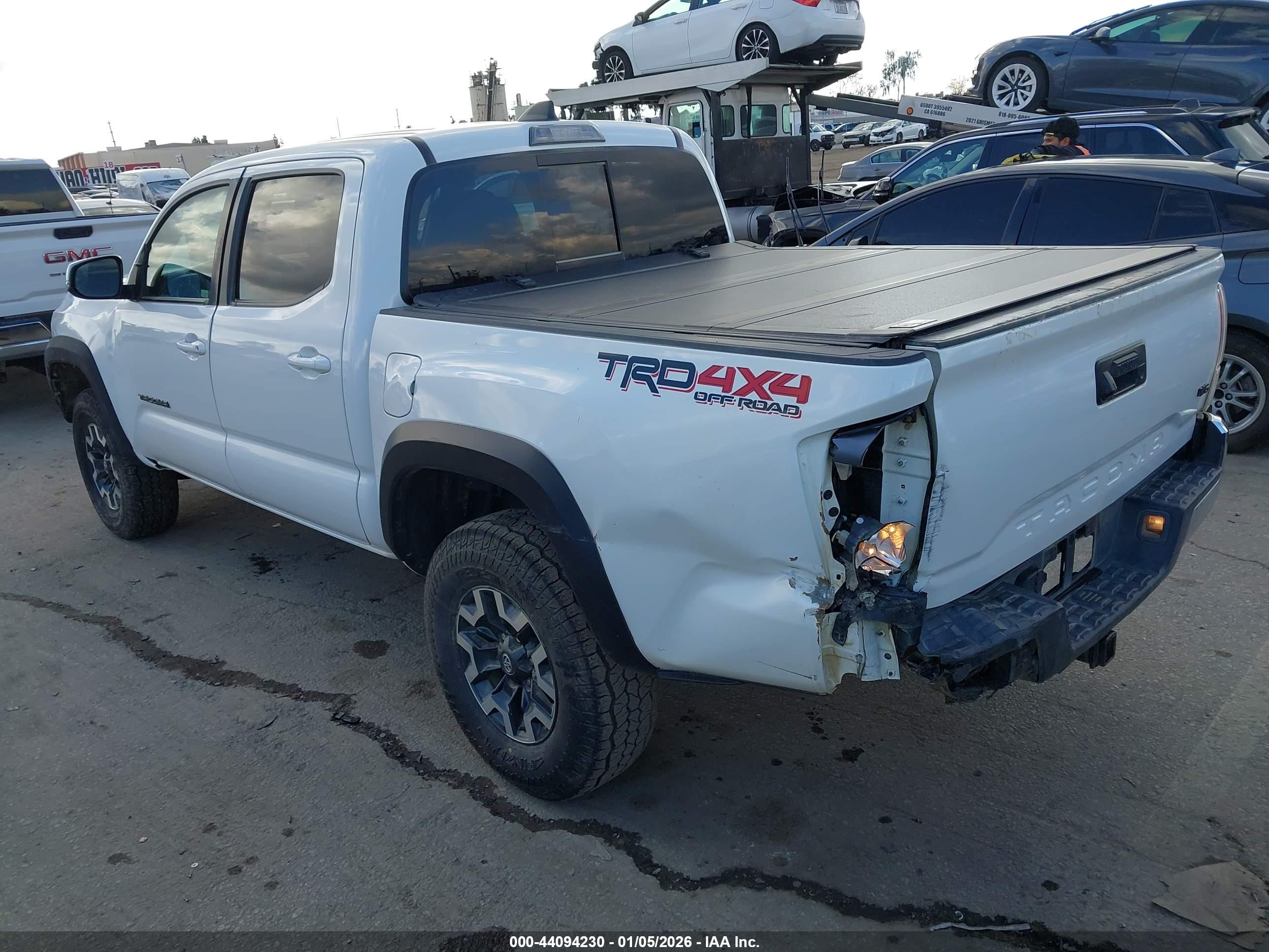 TOYOTA TACOMA image 3
