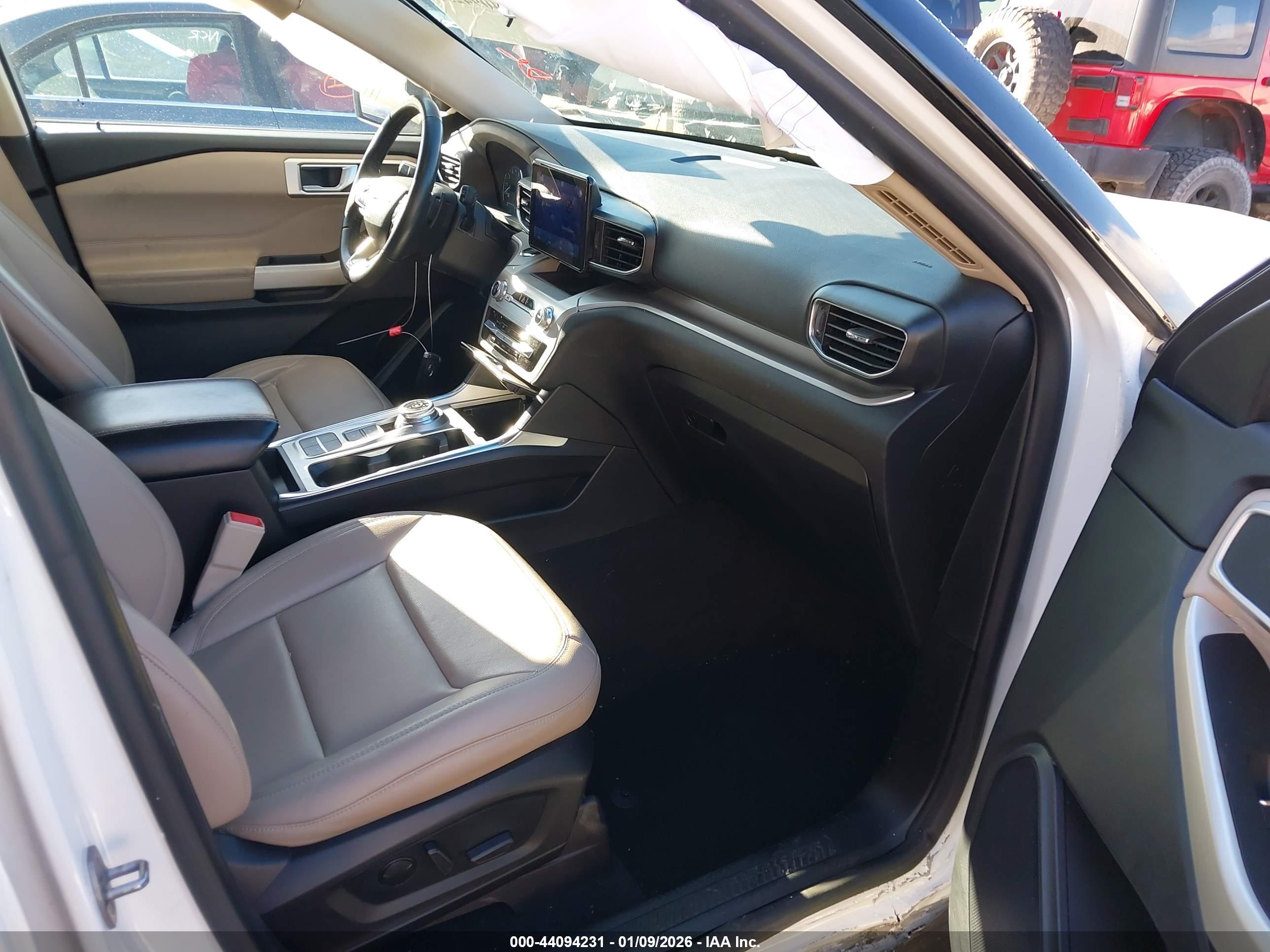 FORD EXPLORER image 5
