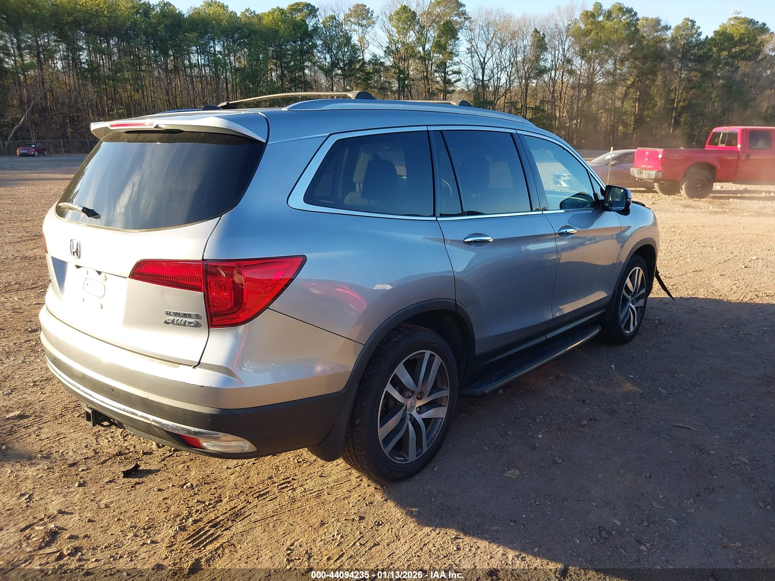 HONDA PILOT image 4