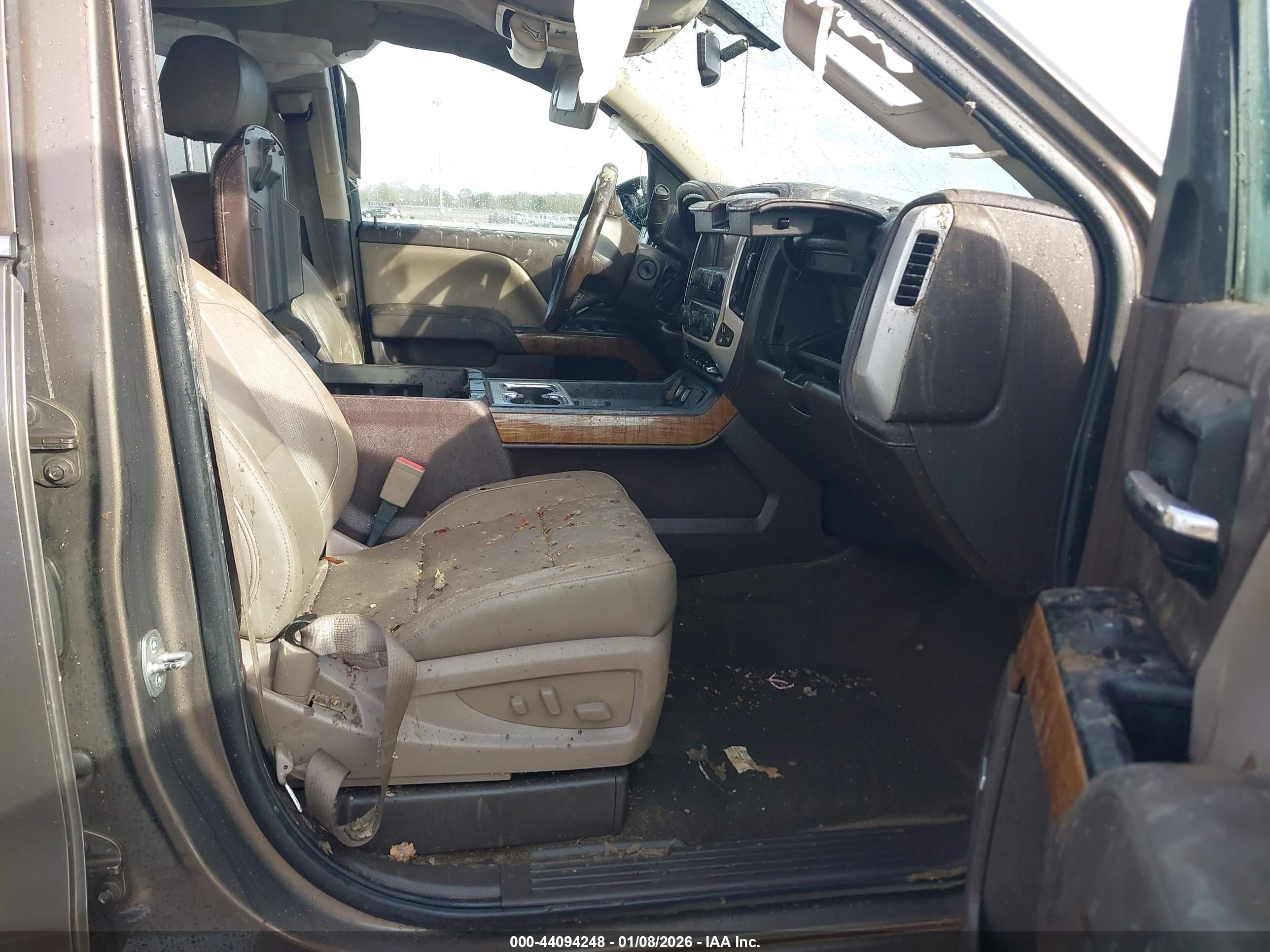 GMC SIERRA image 5