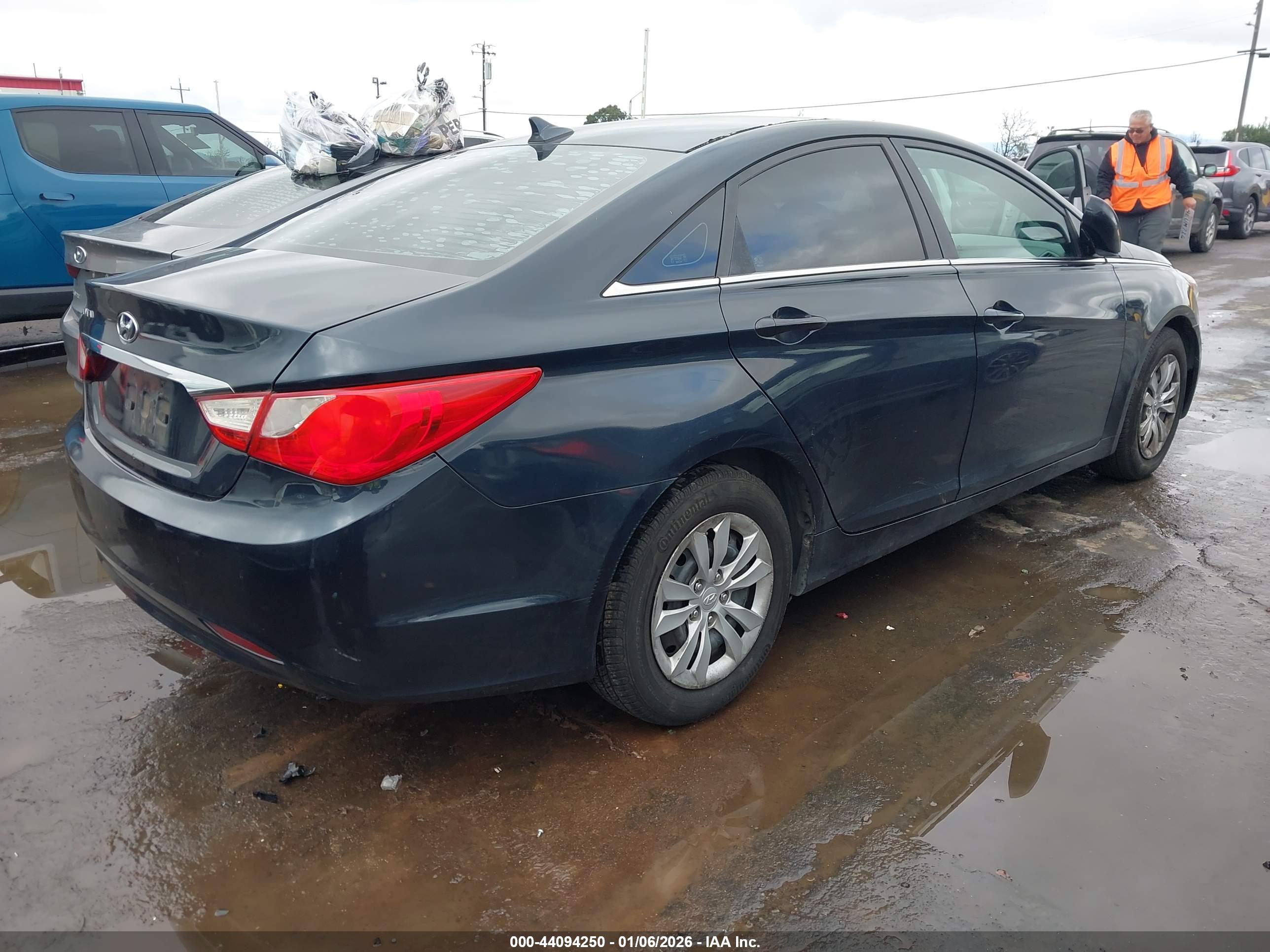HYUNDAI SONATA image 4