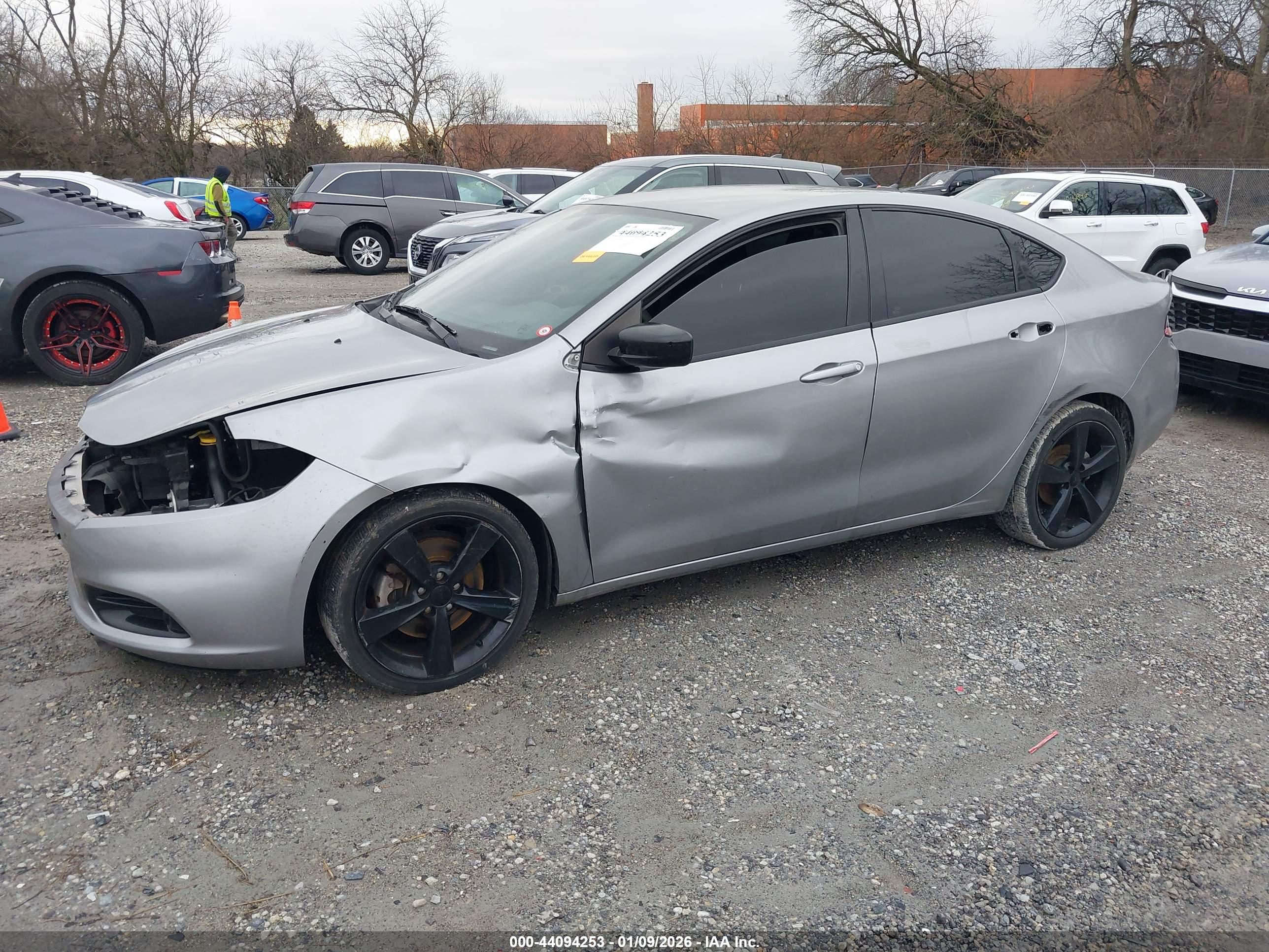 DODGE DART image 2