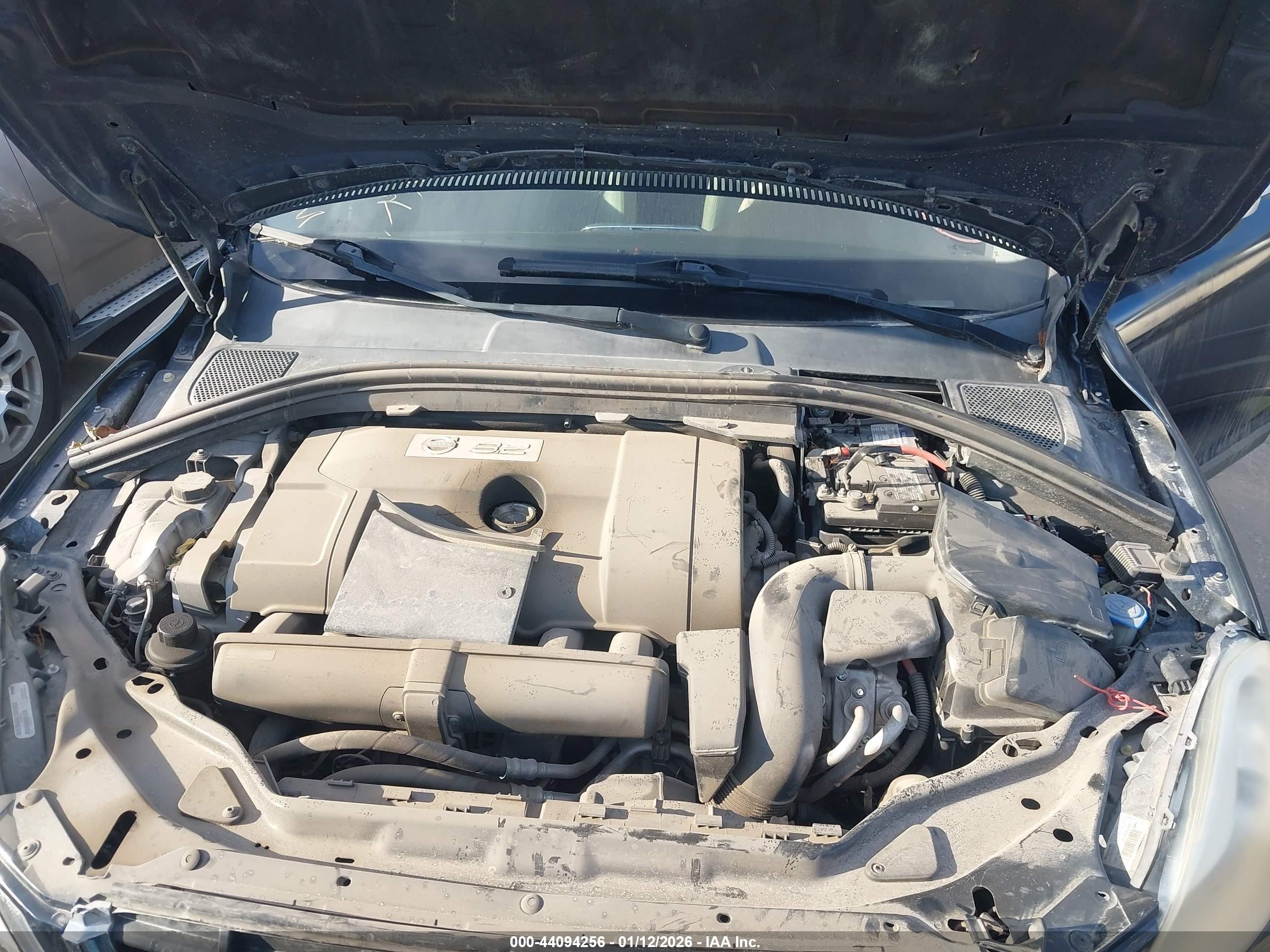 VOLVO XC60 image 10