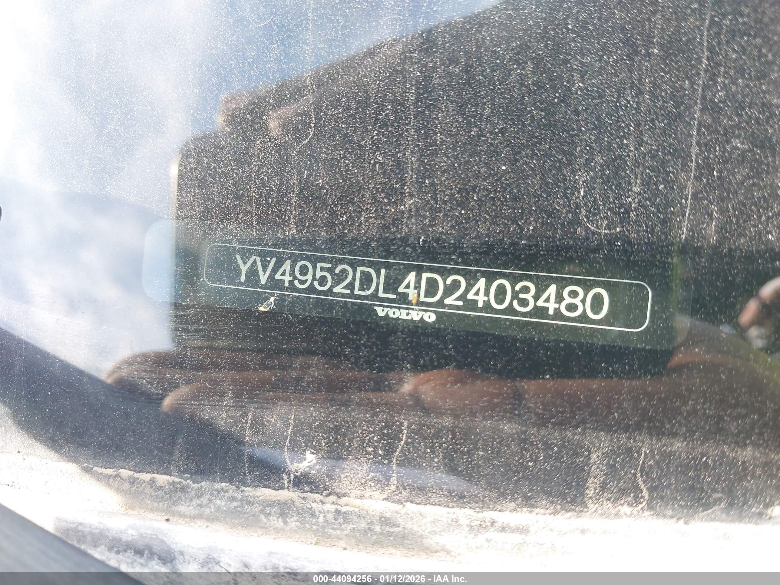 VOLVO XC60 image 9
