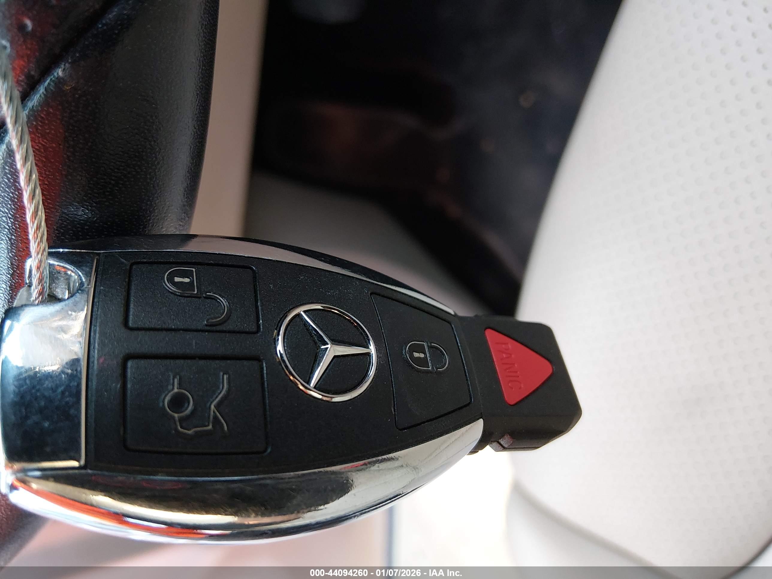 MERCEDES-BENZ GLC image 11