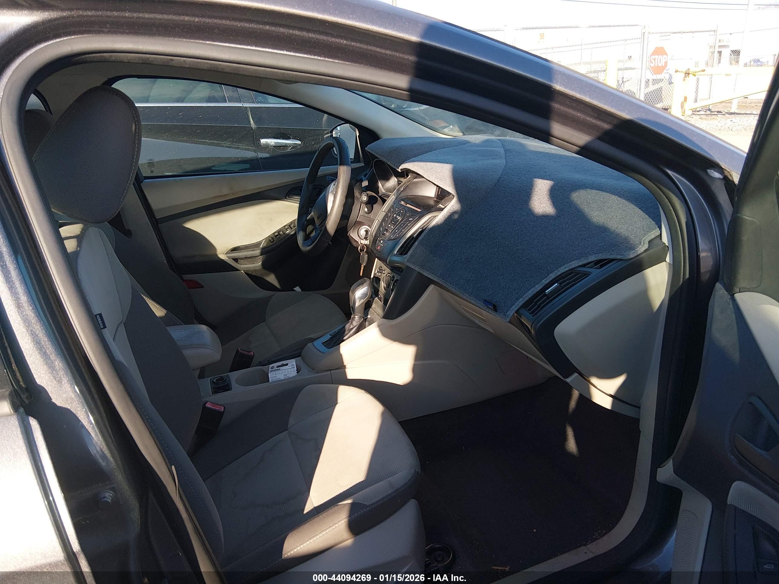 FORD FOCUS image 5