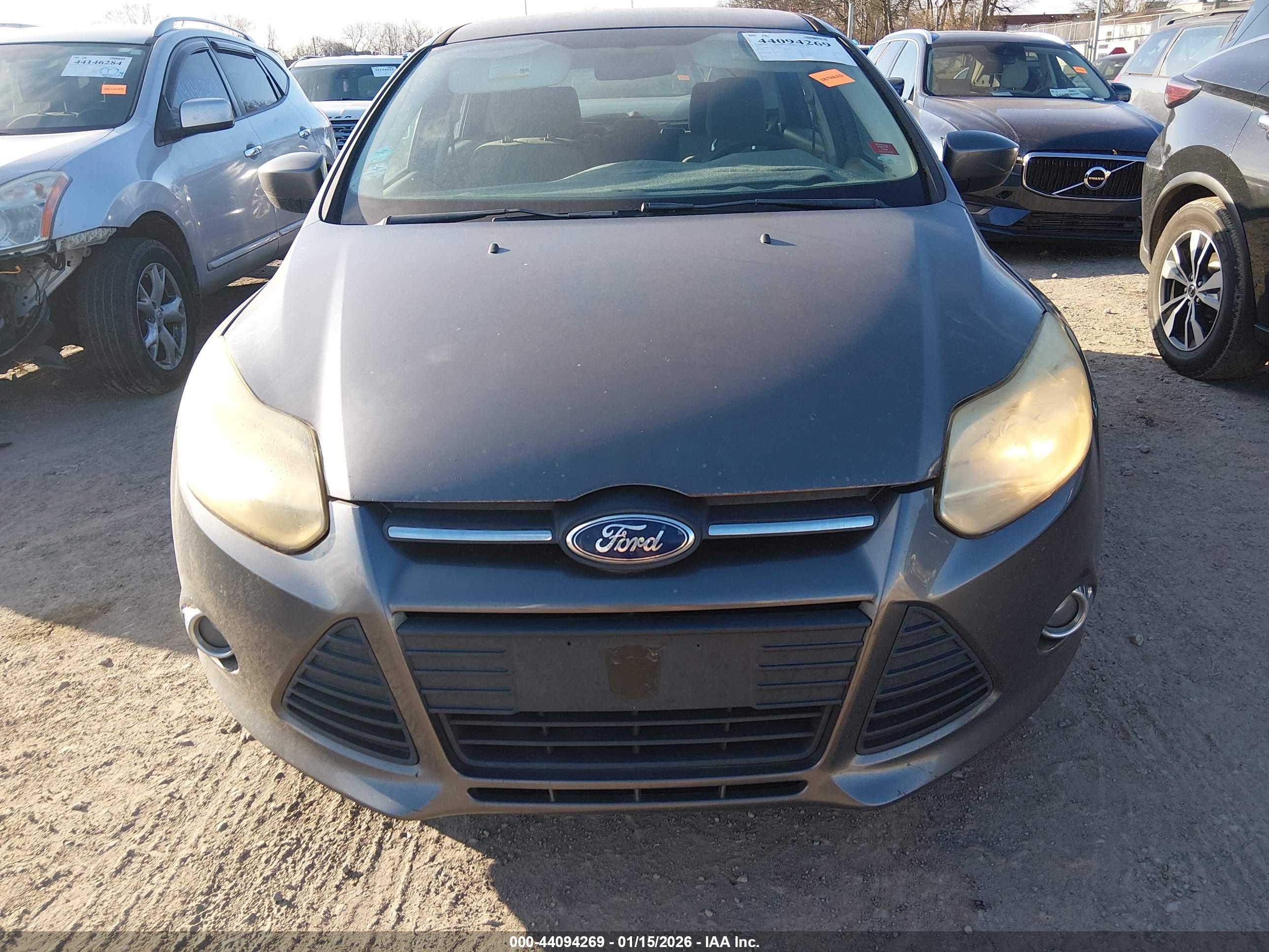 FORD FOCUS image 6