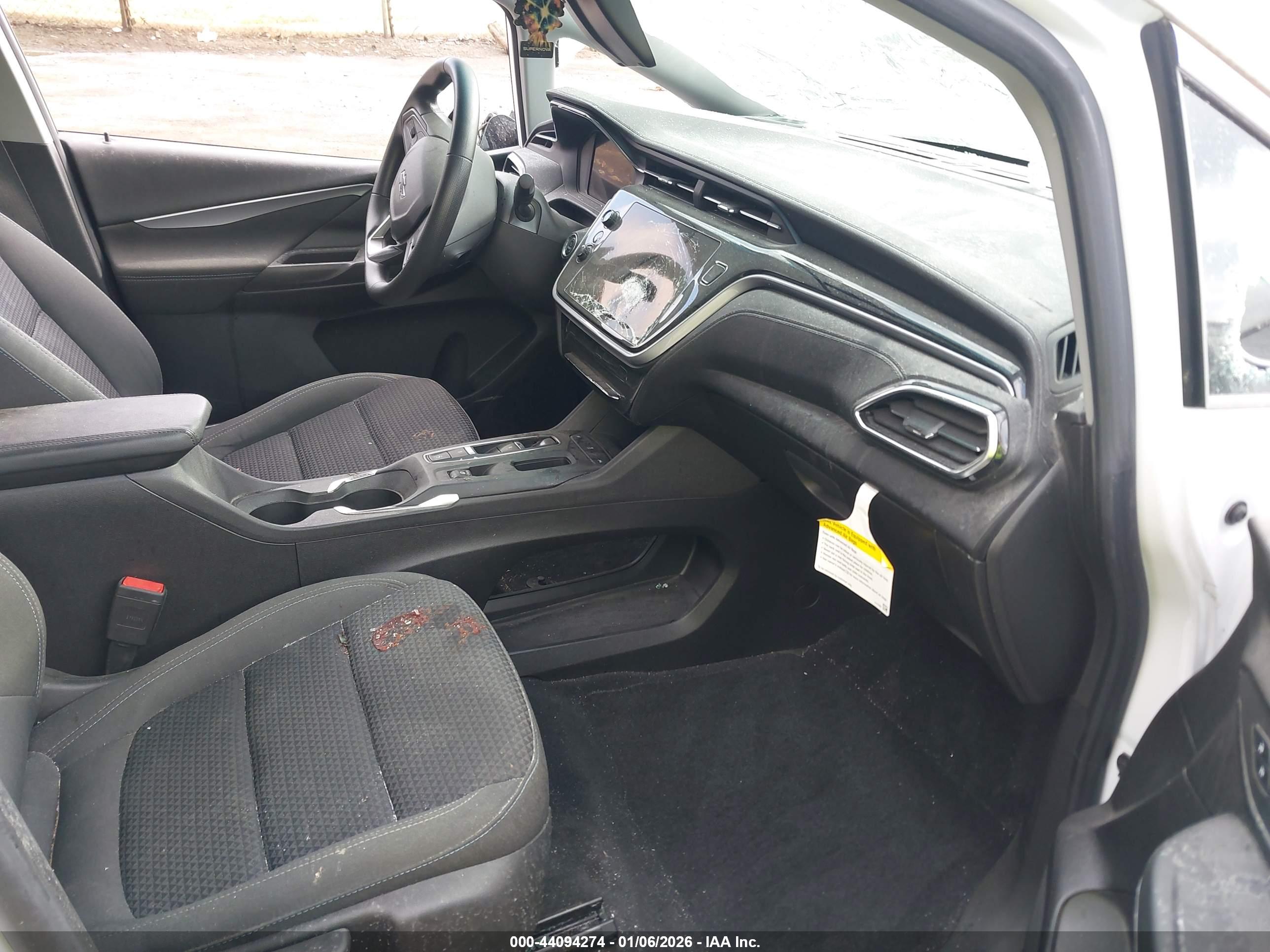CHEVROLET BOLT image 5
