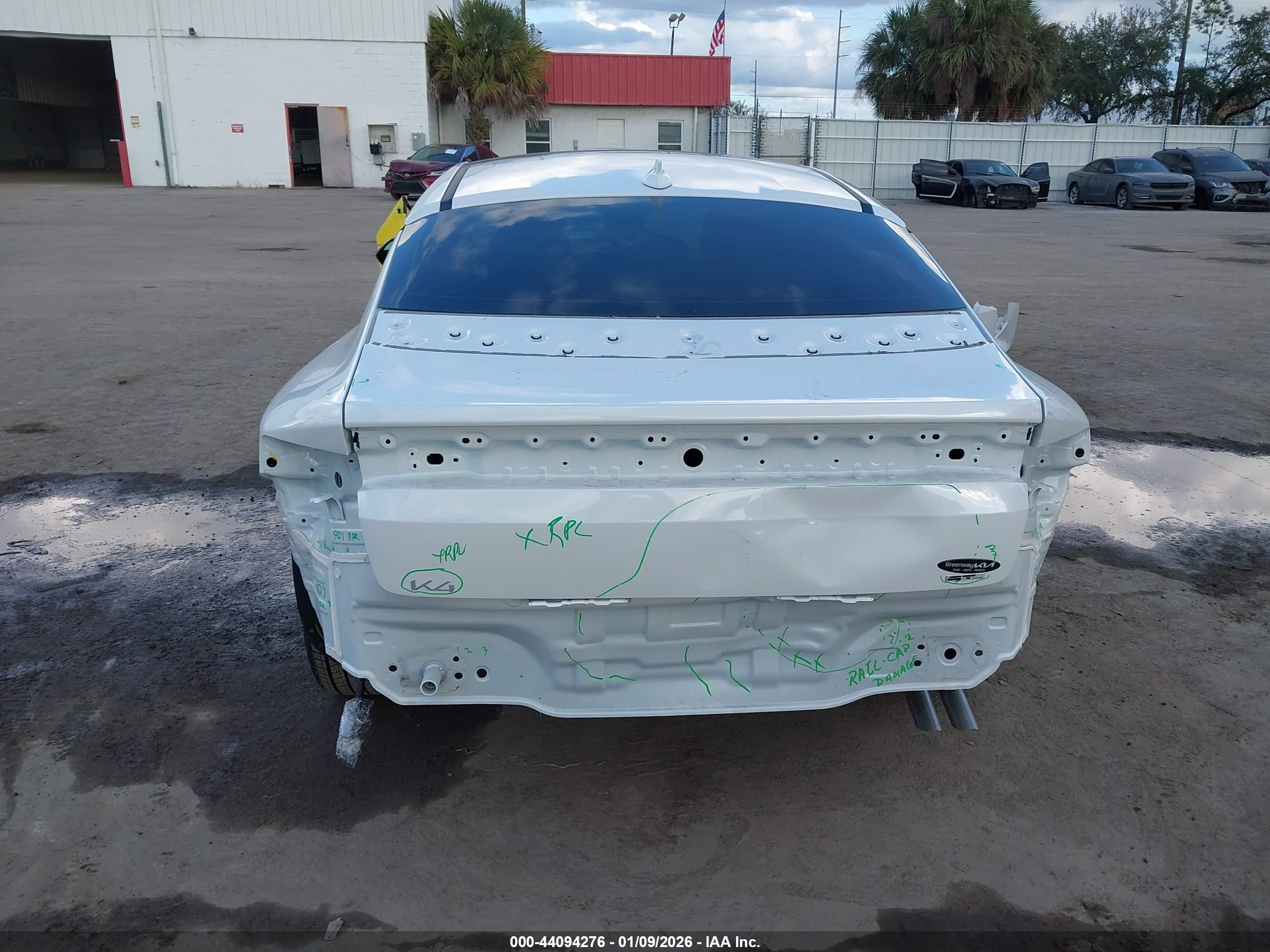 KIA K4 image 6