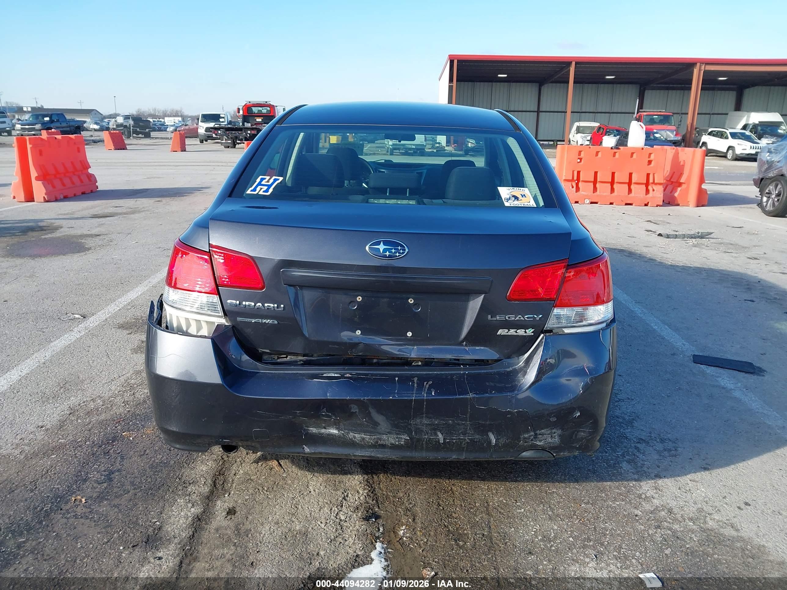 SUBARU LEGACY image 6