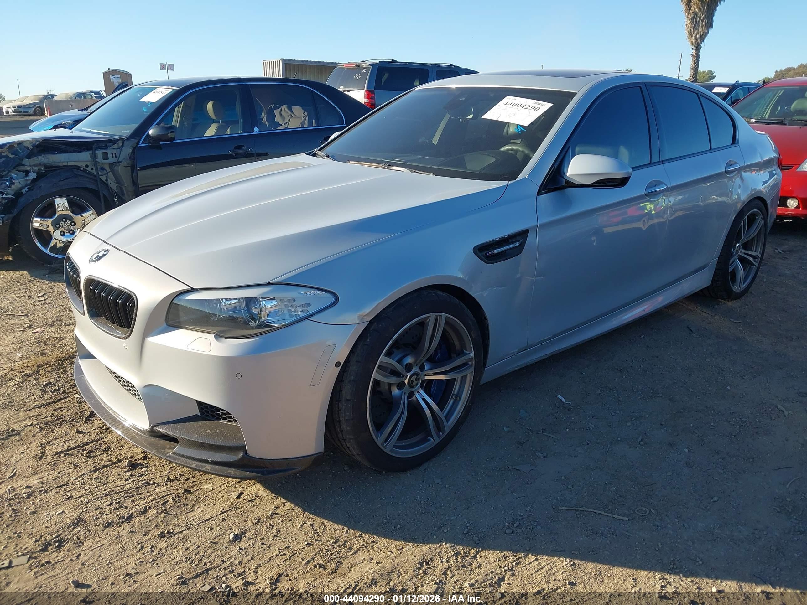 BMW M5 image 2