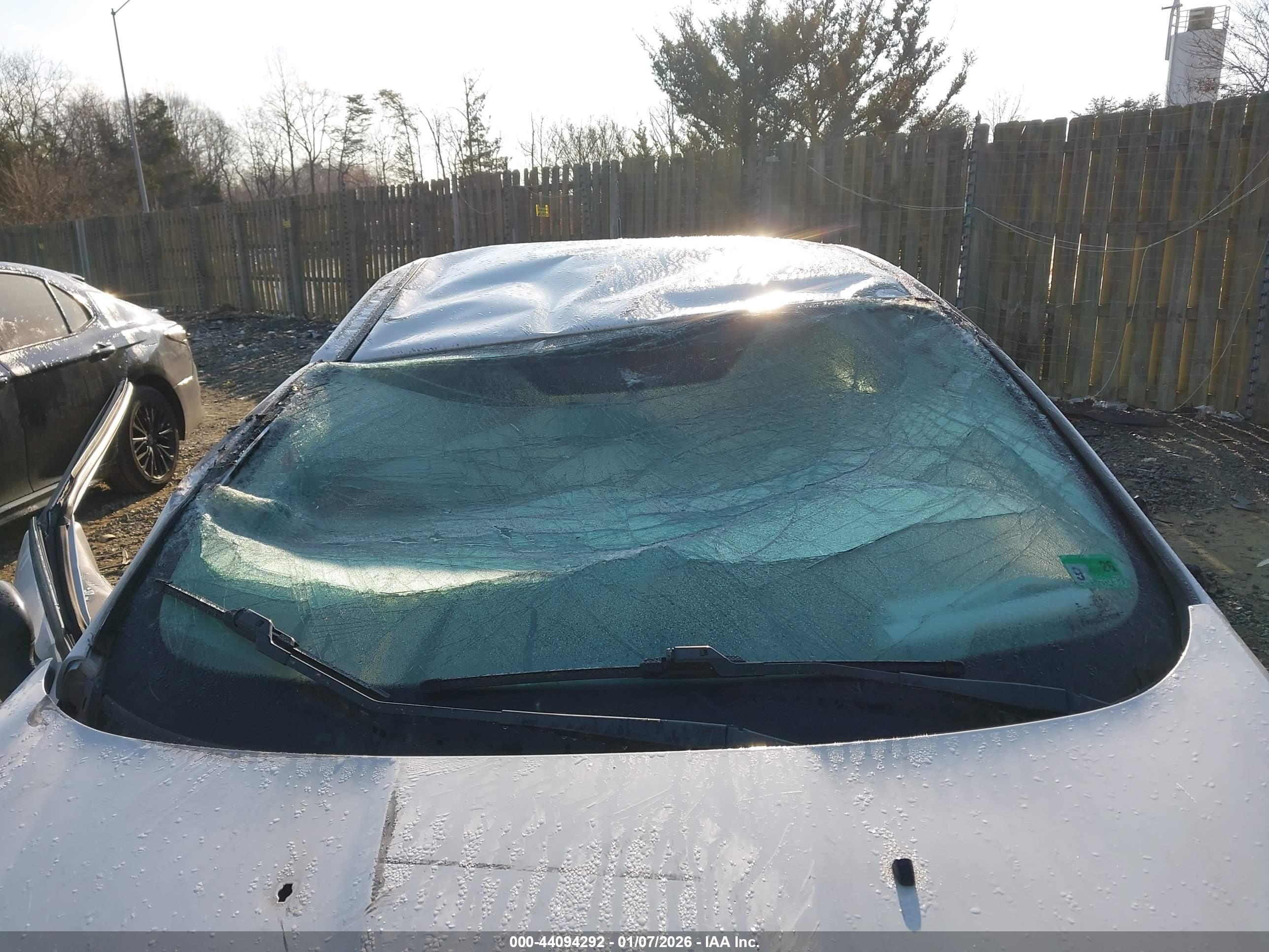 FORD FIESTA image 6