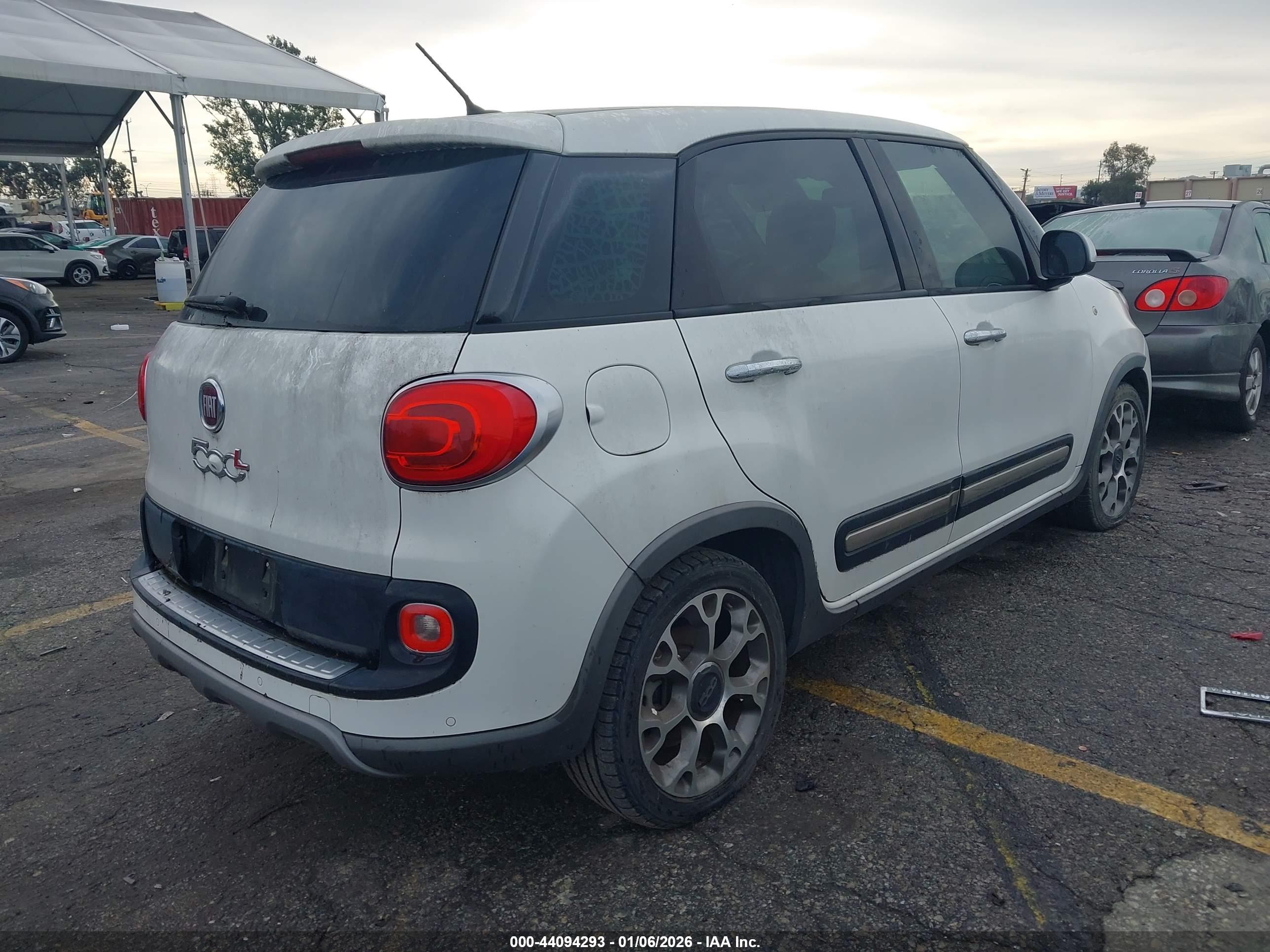 FIAT 500L image 4