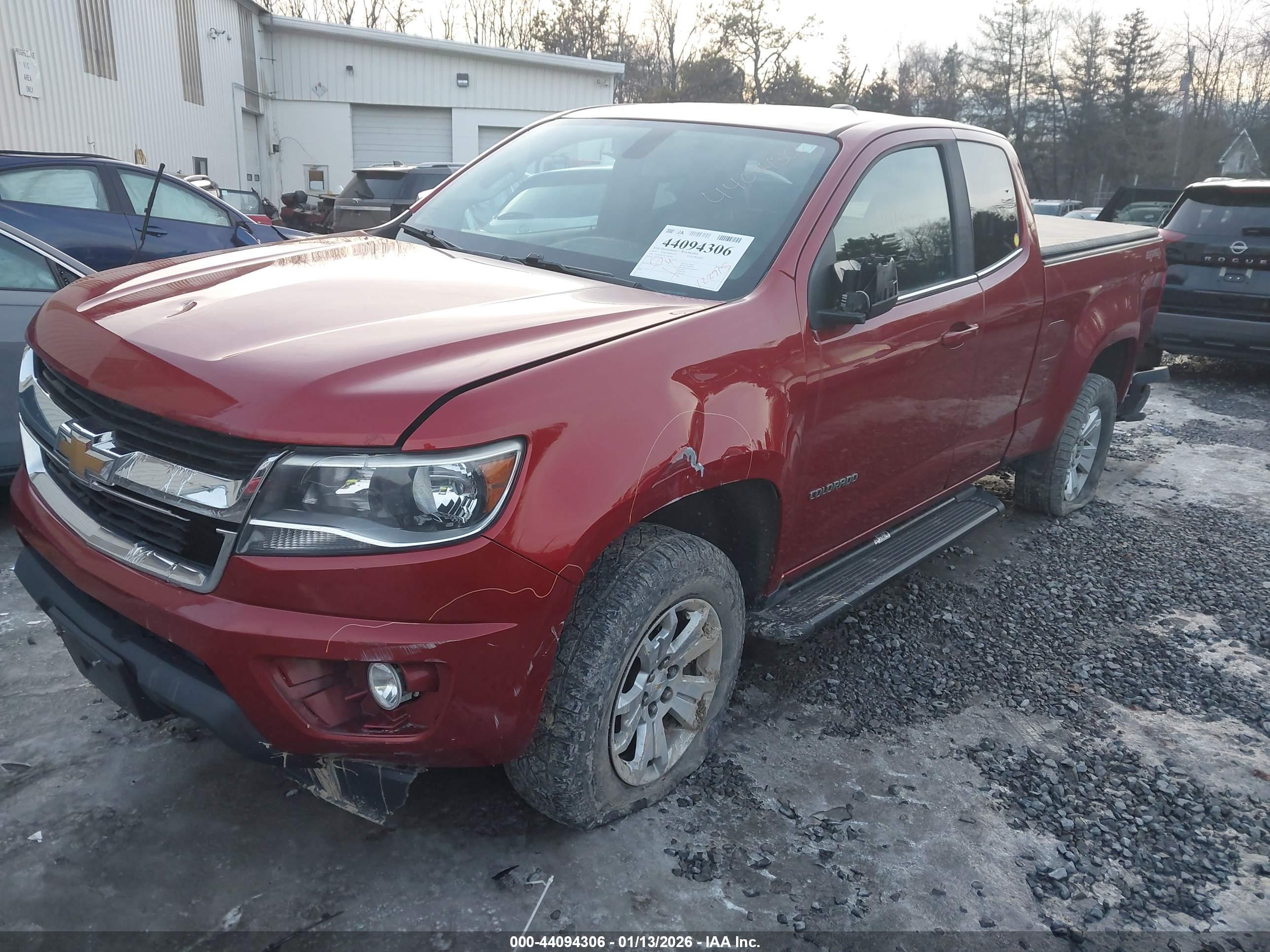 CHEVROLET COLORADO image 2