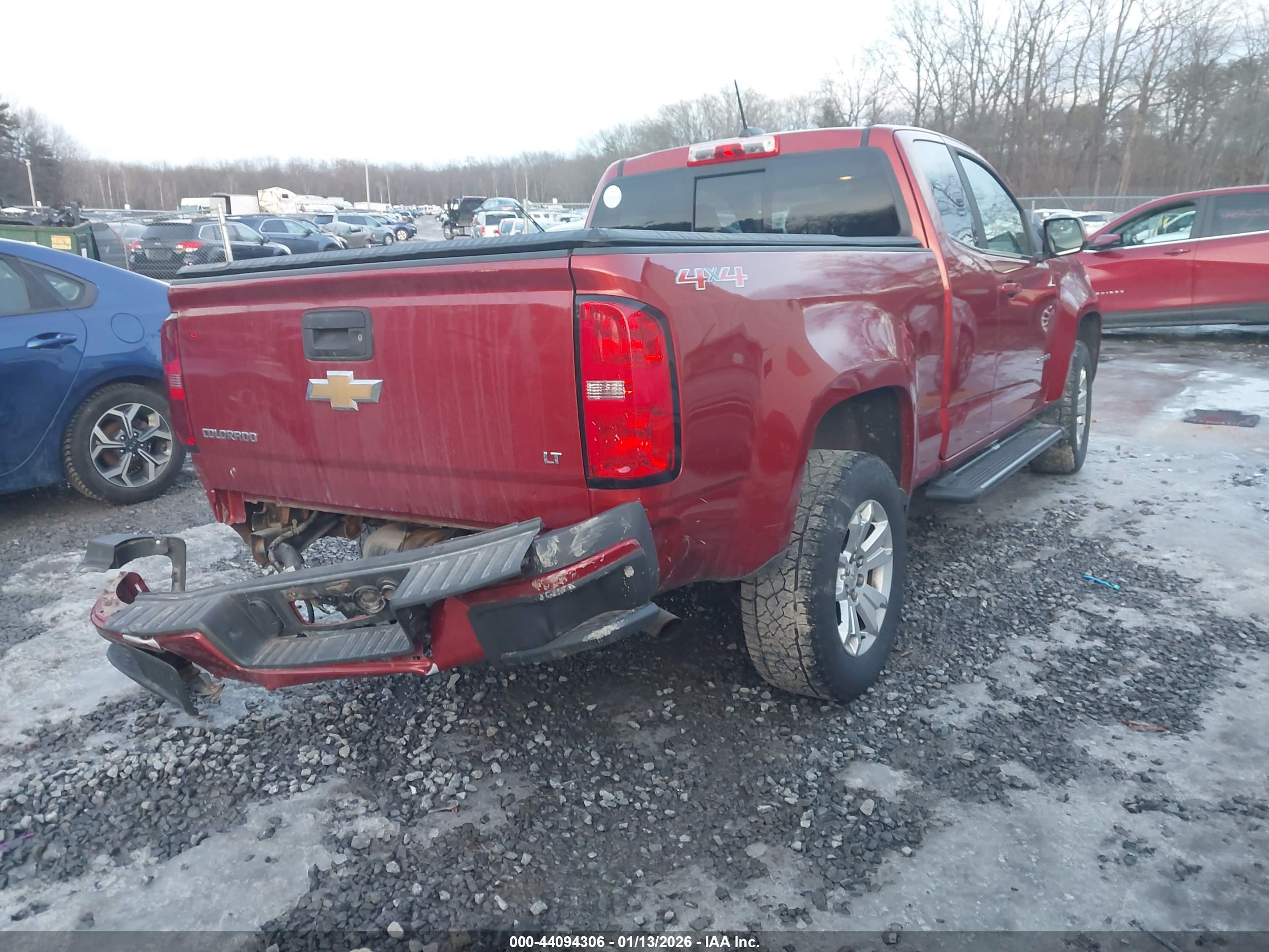 CHEVROLET COLORADO image 4