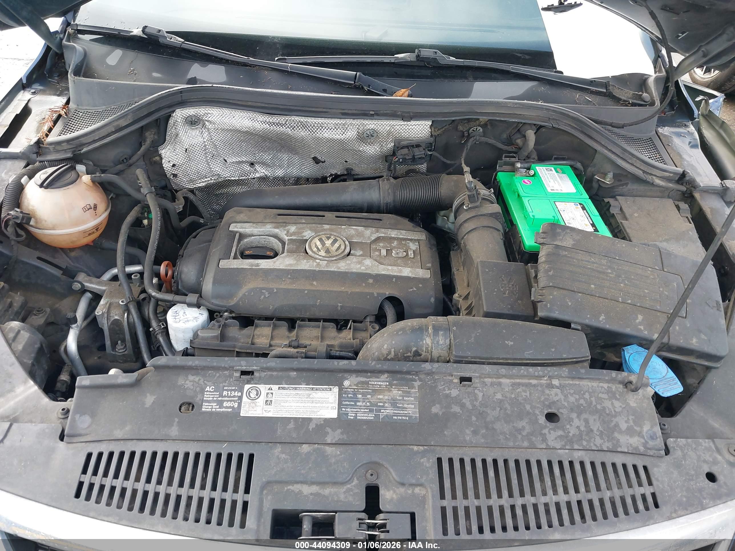 VOLKSWAGEN TIGUAN image 10