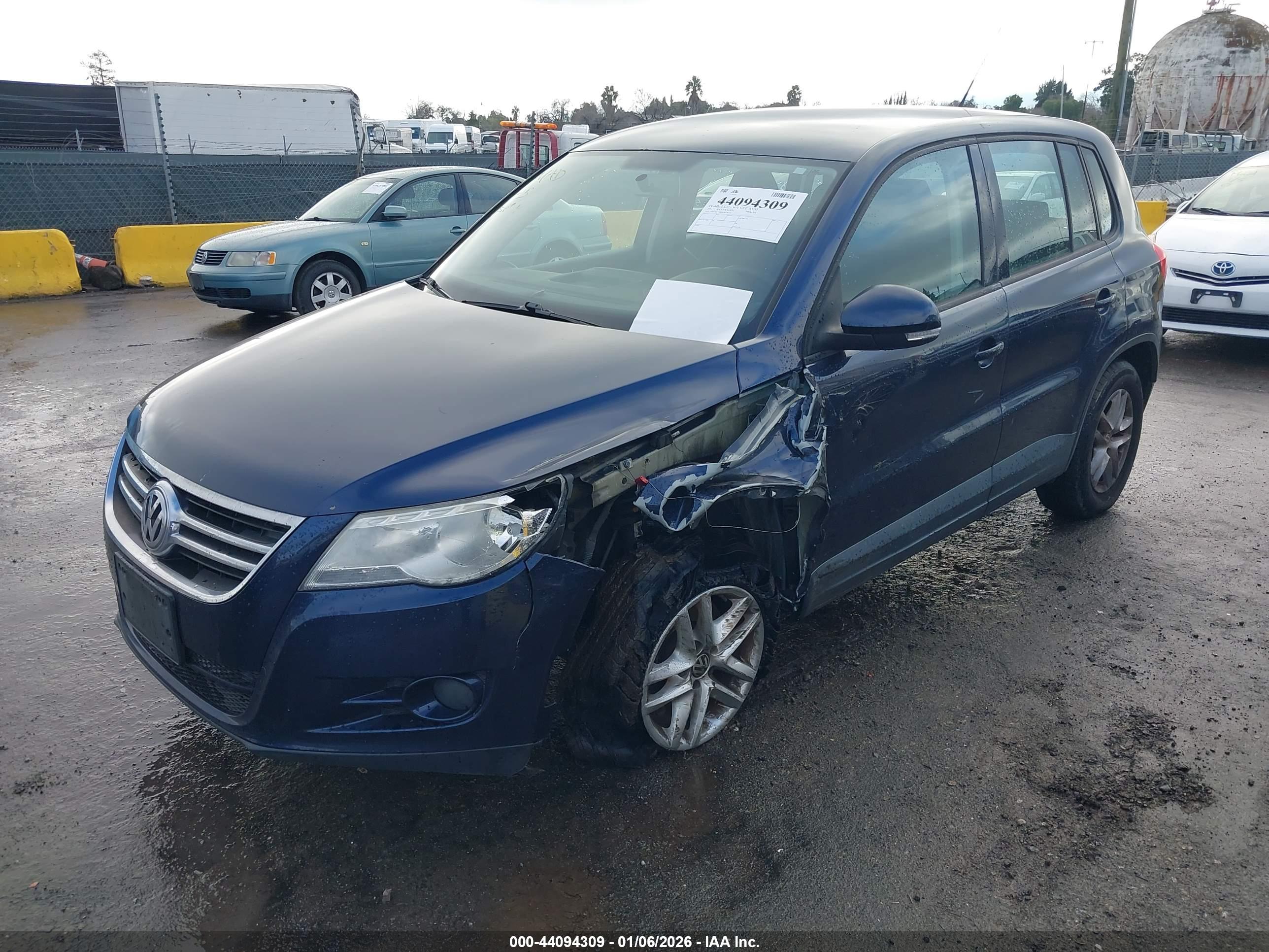 VOLKSWAGEN TIGUAN image 6