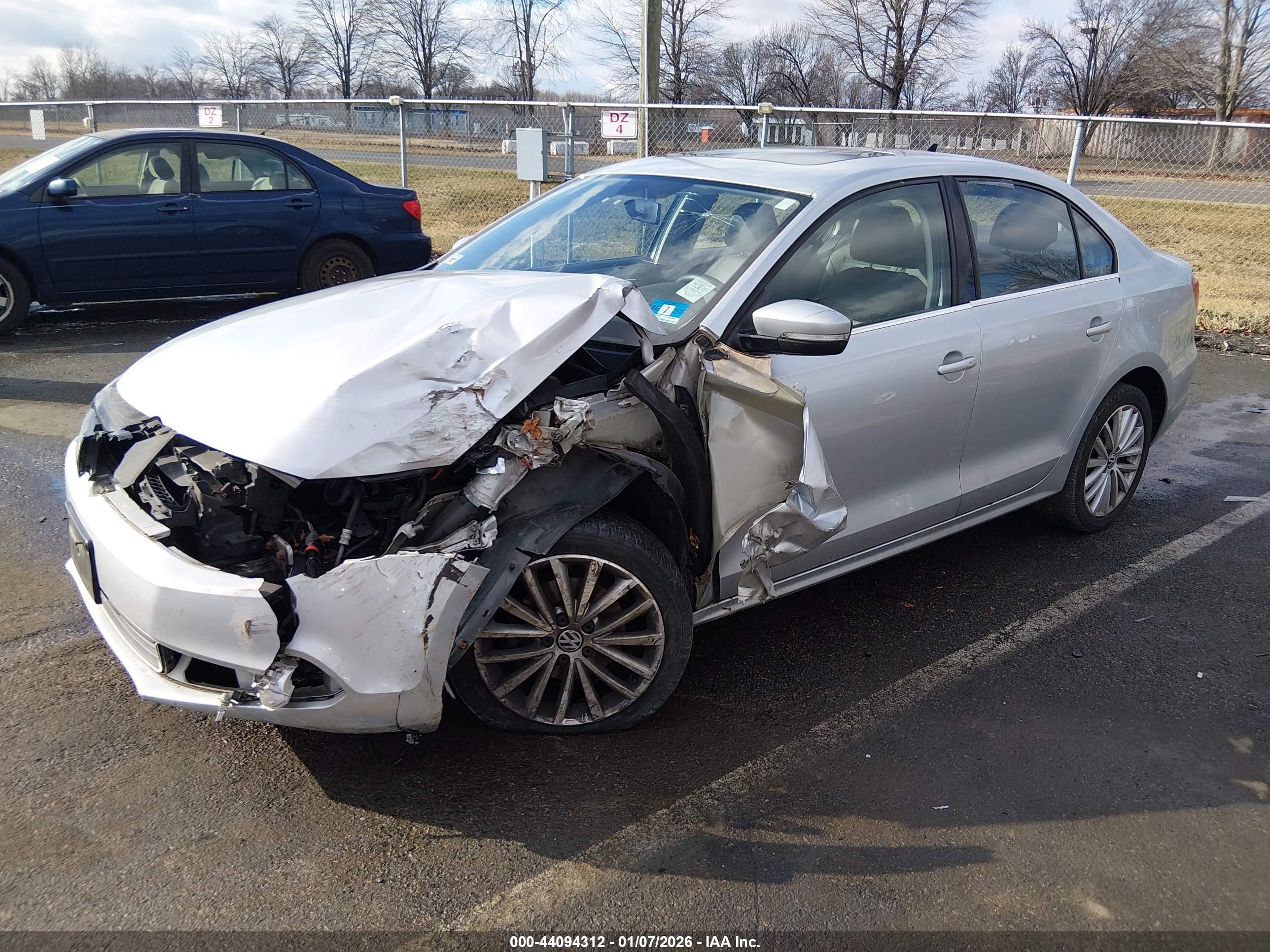 VOLKSWAGEN JETTA image 2