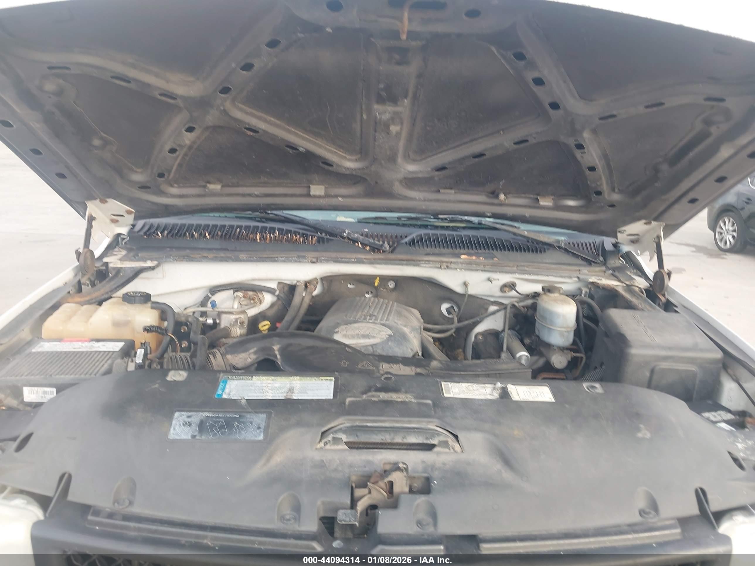 CHEVROLET SILVERADO image 10