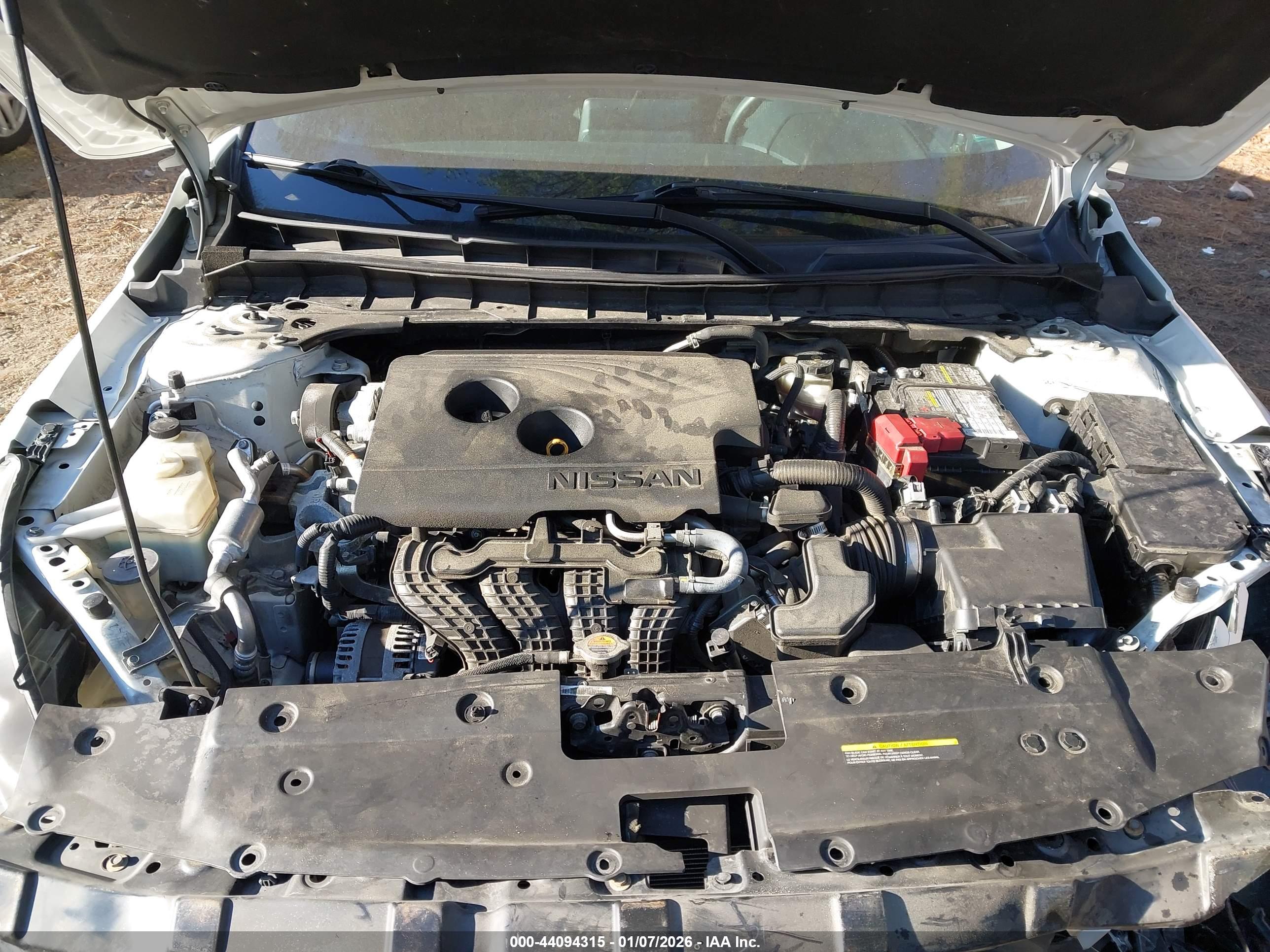 NISSAN ALTIMA image 10