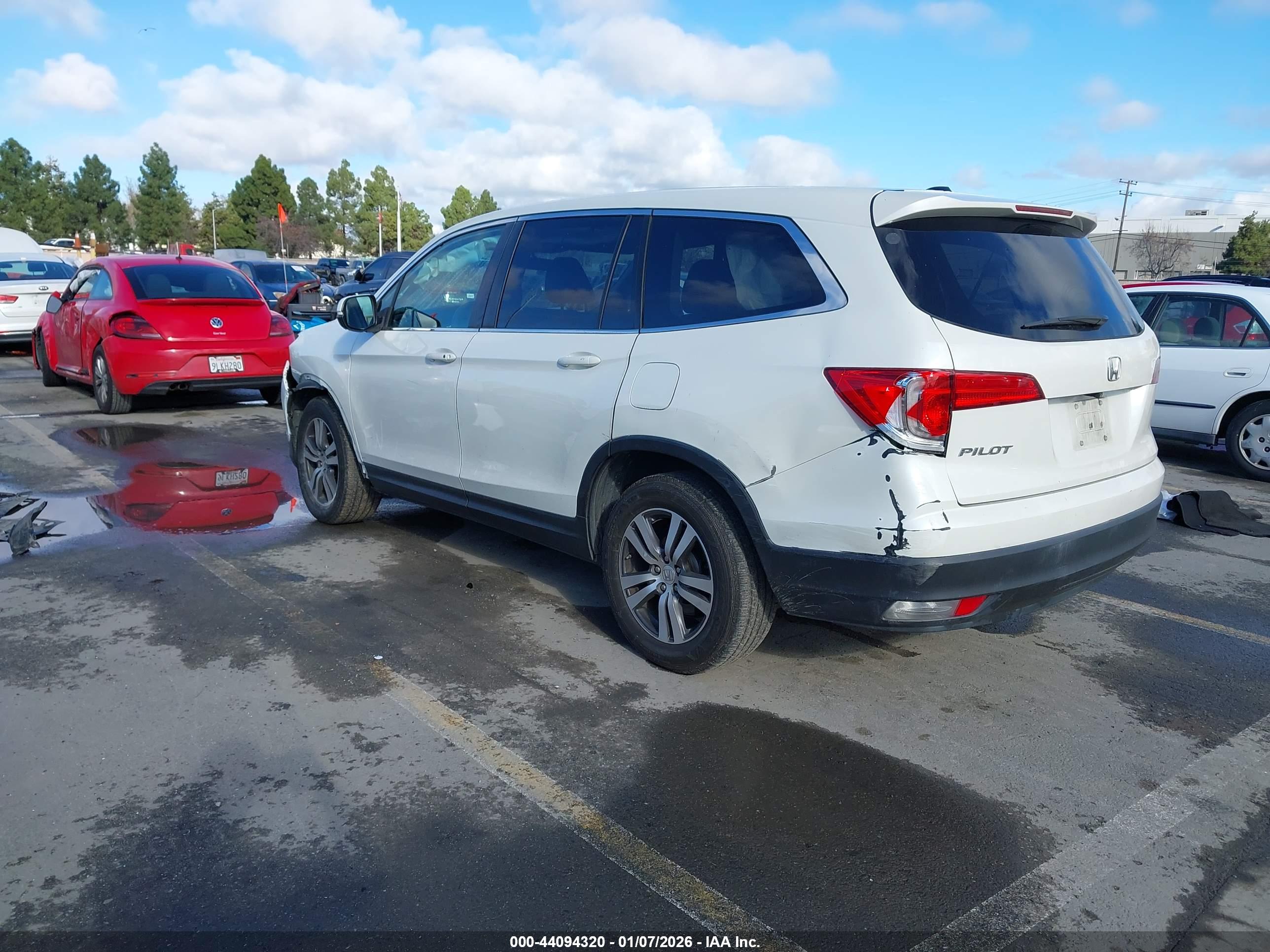 HONDA PILOT image 3