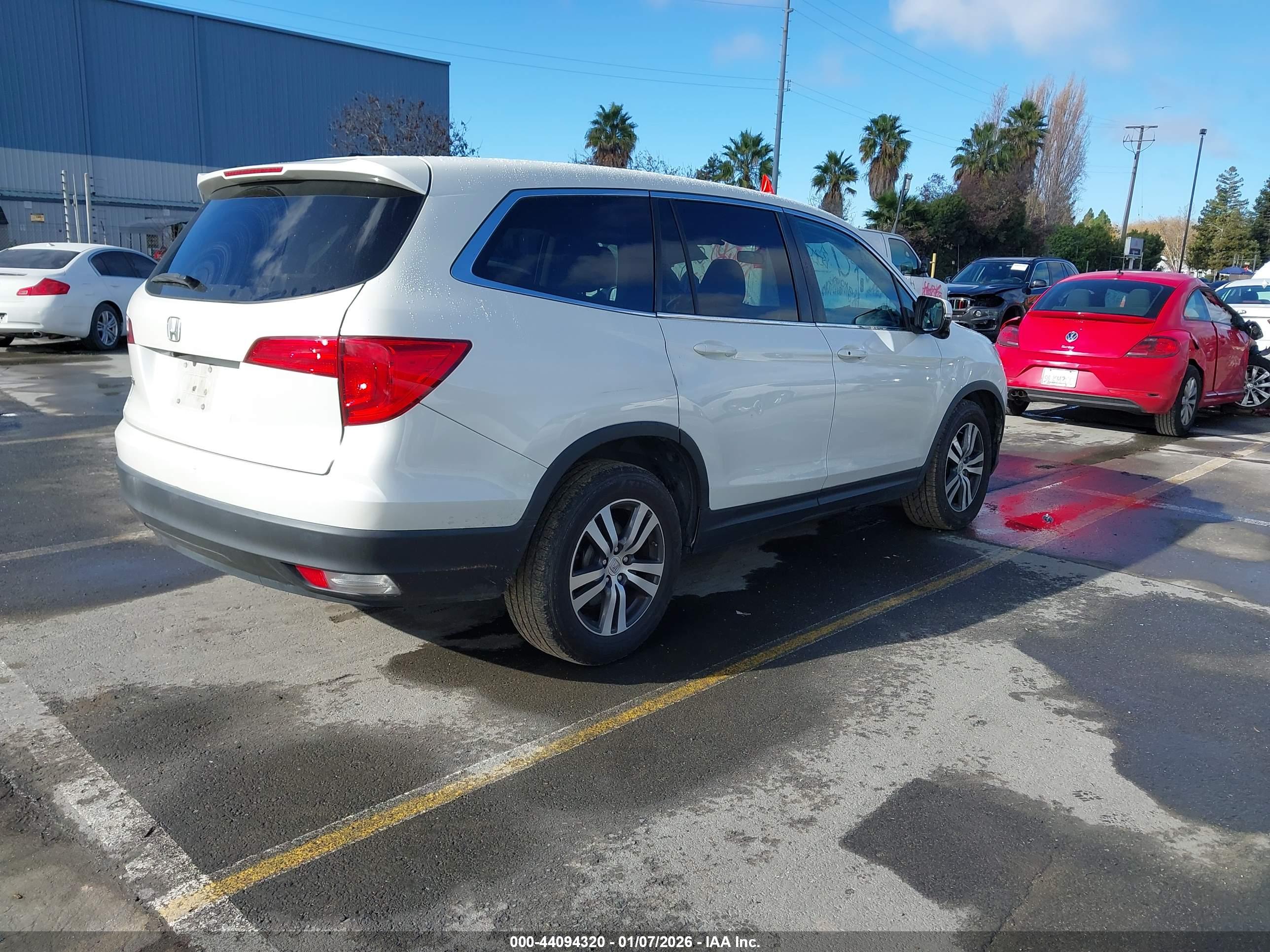 HONDA PILOT image 4