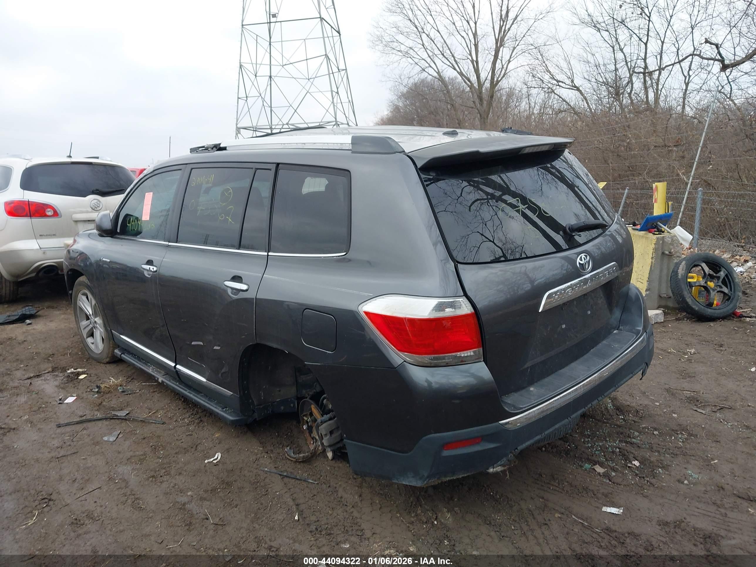 TOYOTA HIGHLANDER image 3