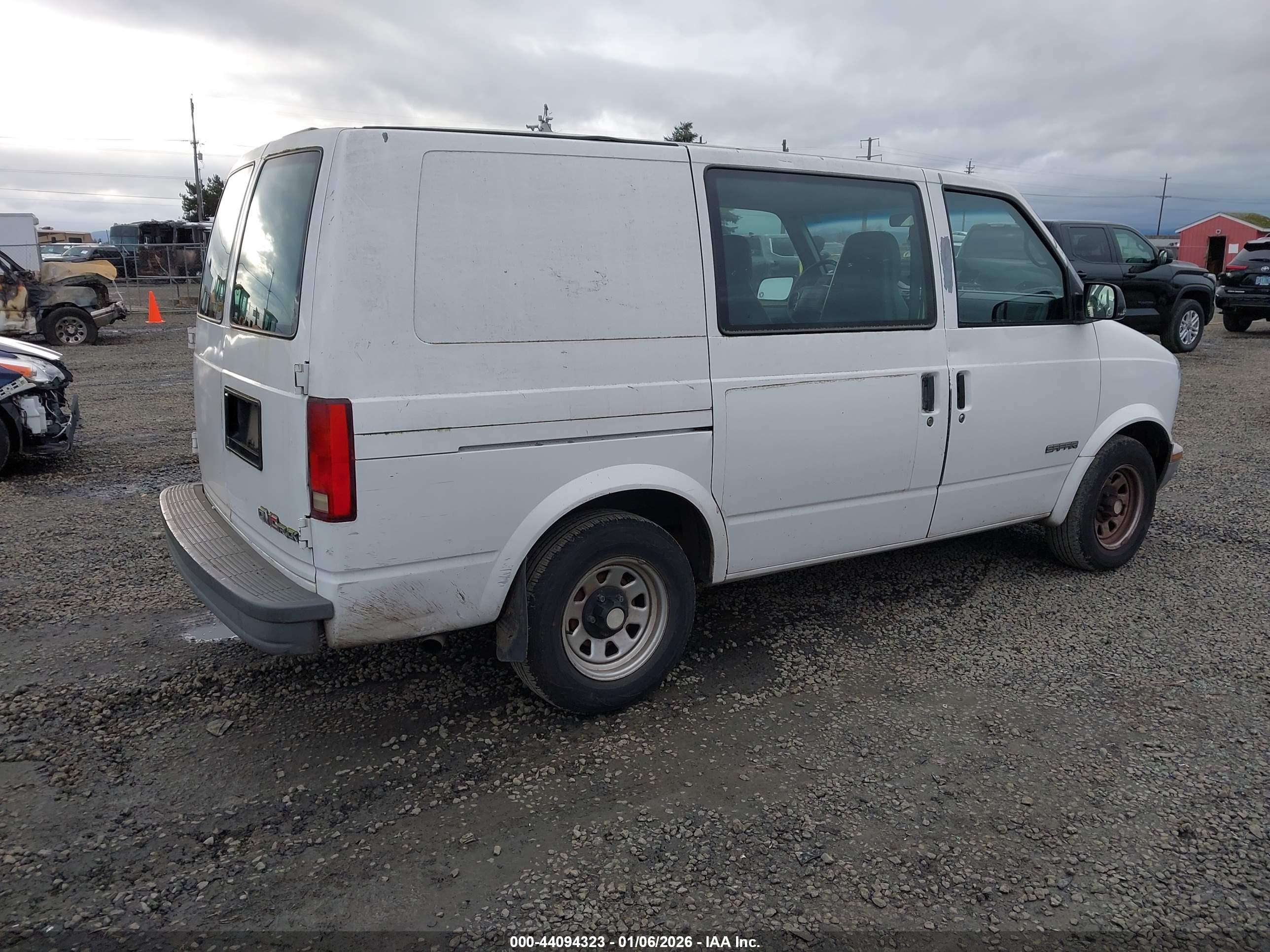 GMC SAFARI image 4