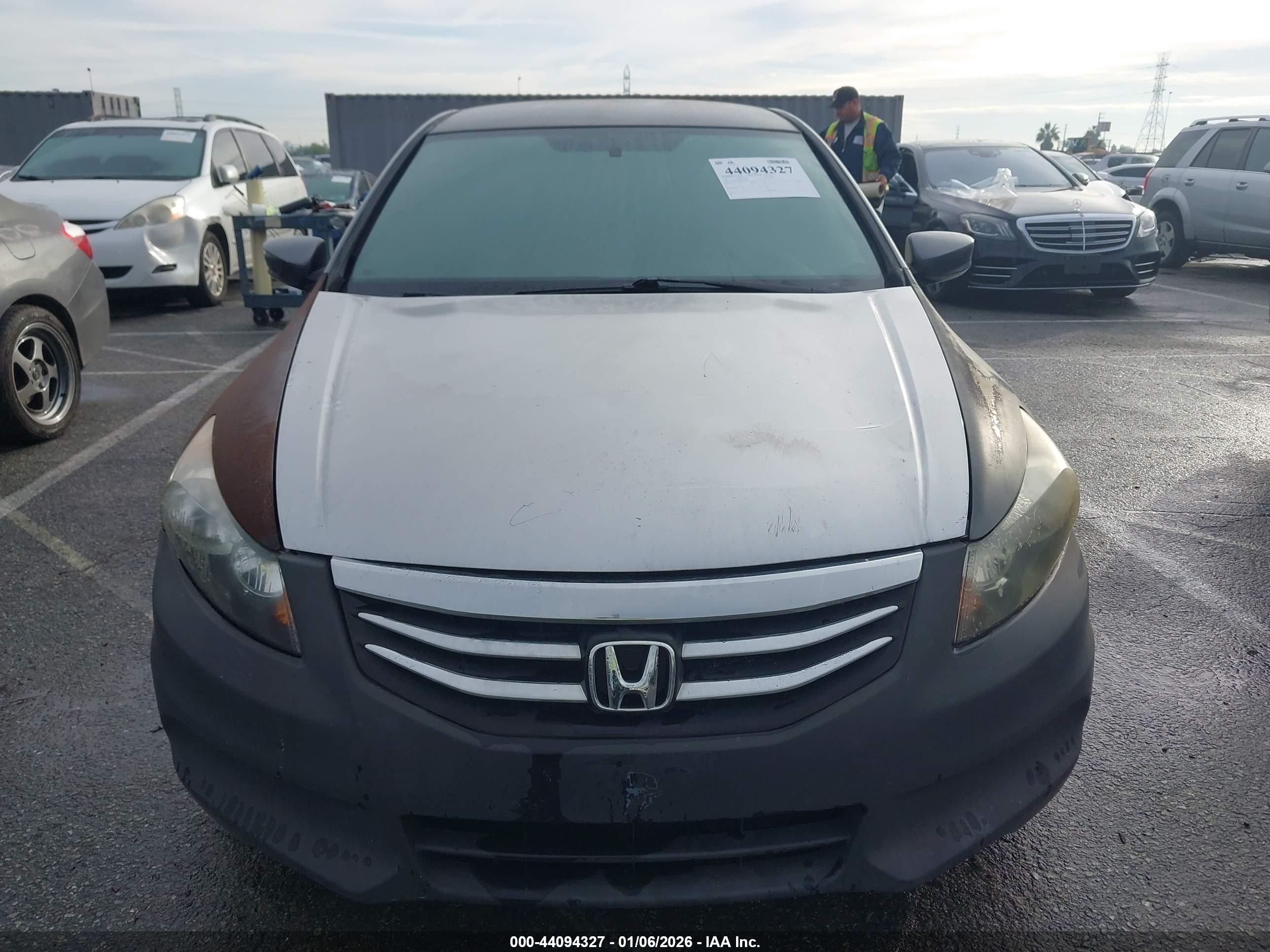 HONDA ACCORD image 6