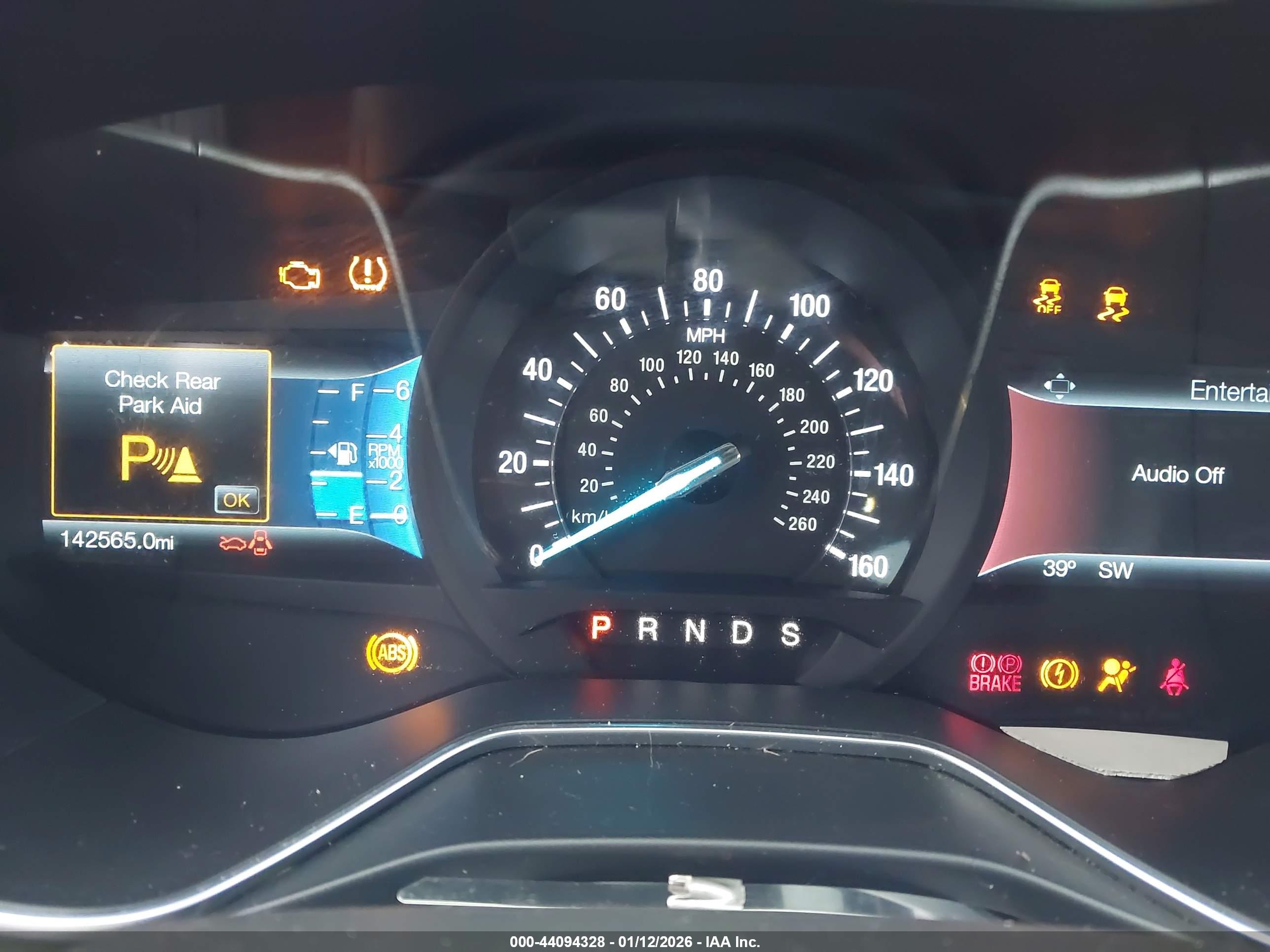 FORD FUSION image 7