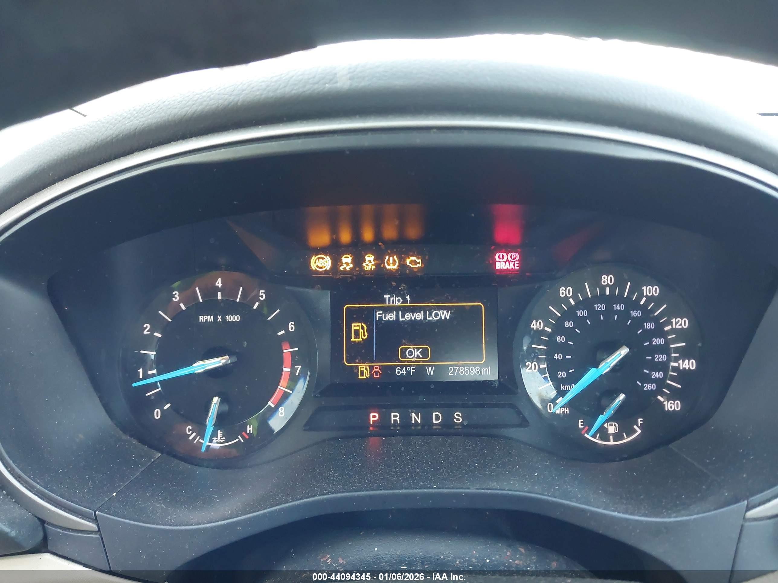 FORD FUSION image 7