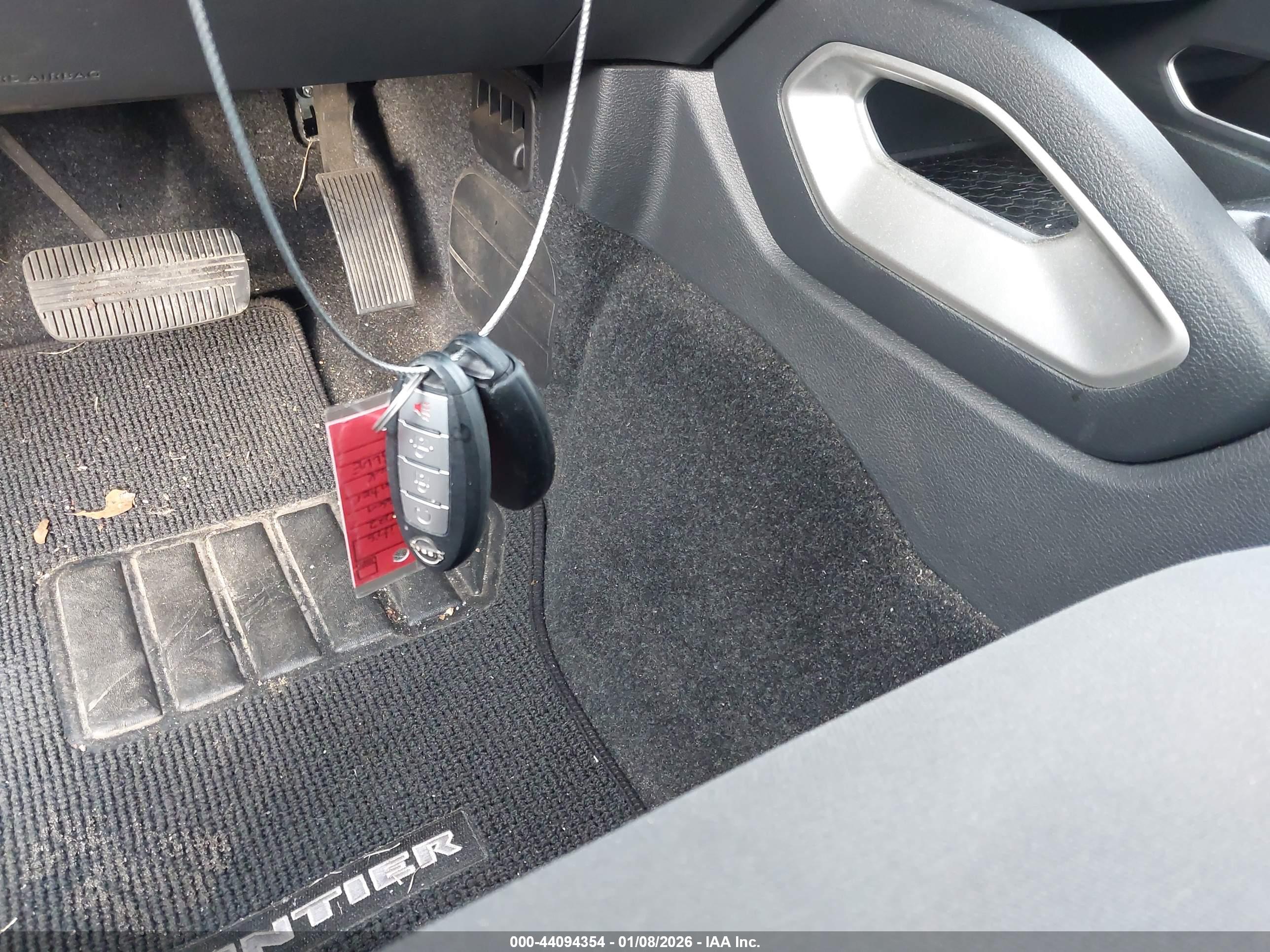NISSAN FRONTIER image 11