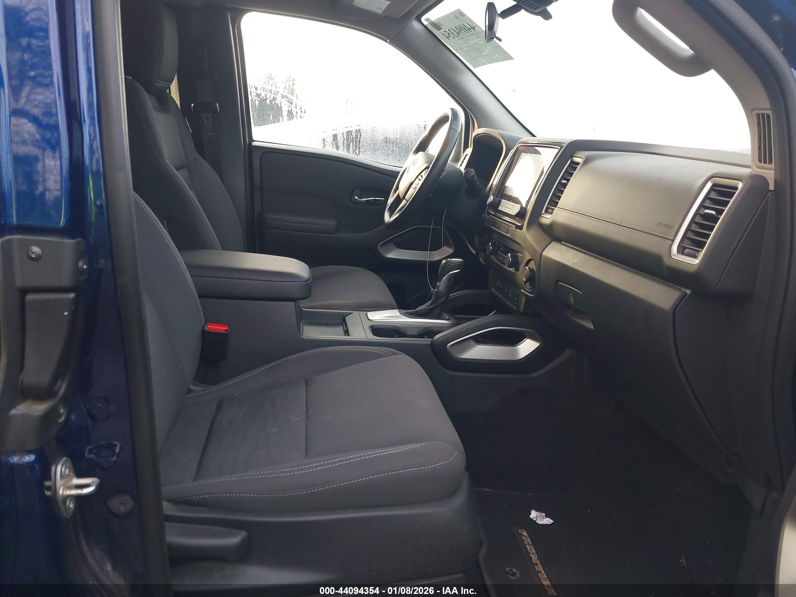 NISSAN FRONTIER image 5