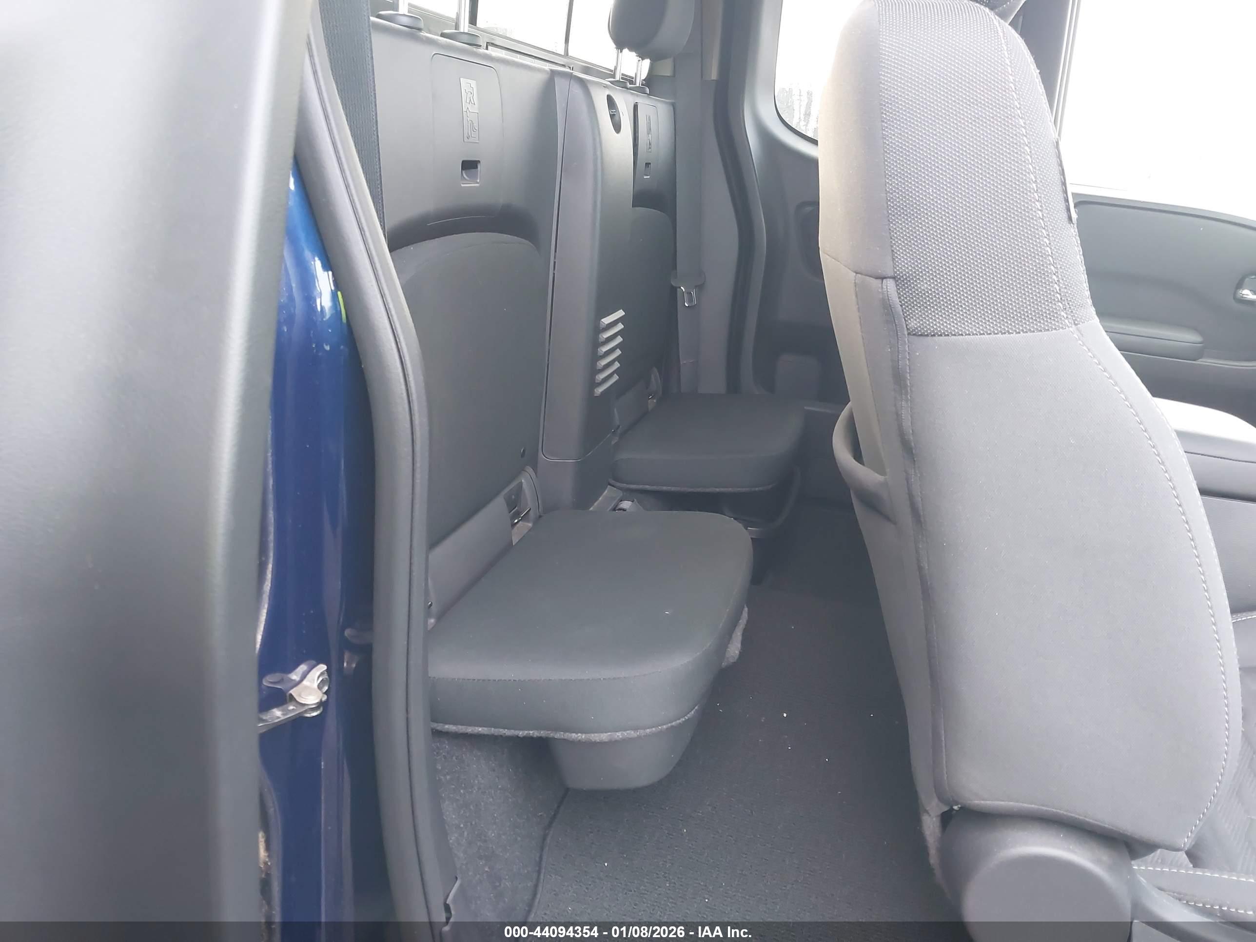 NISSAN FRONTIER image 8