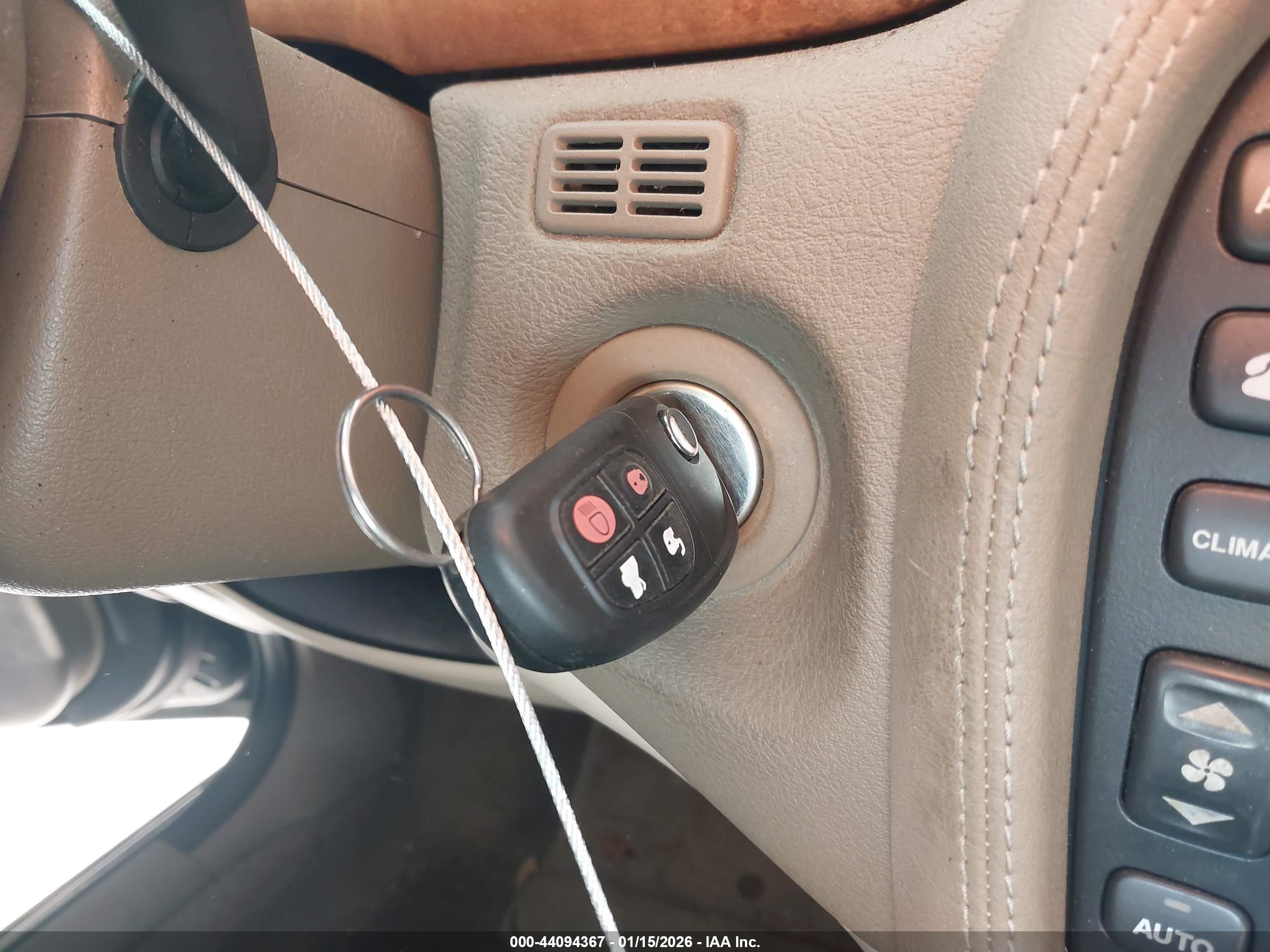 JAGUAR S-TYPE image 11