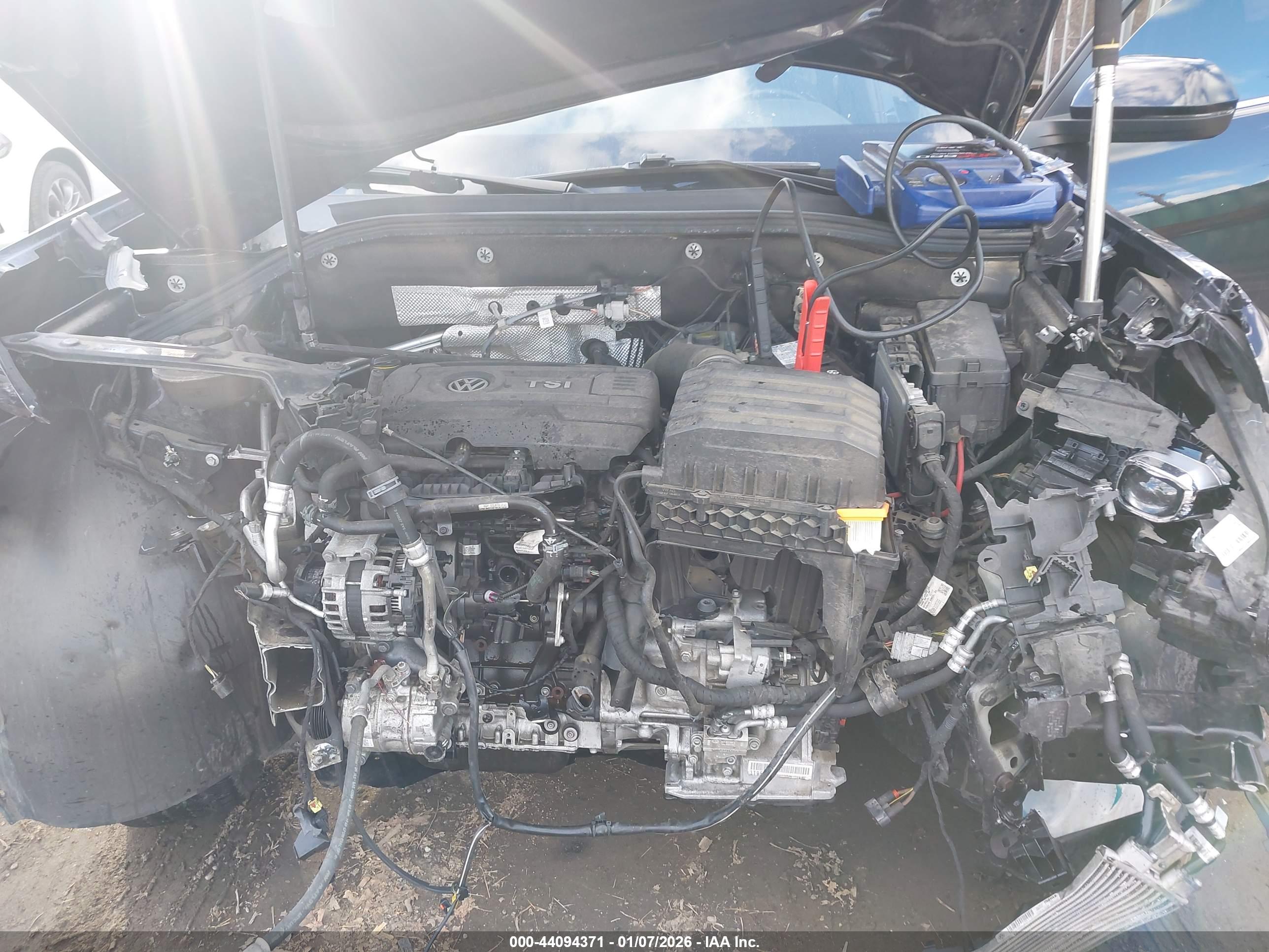 VOLKSWAGEN ATLAS image 10