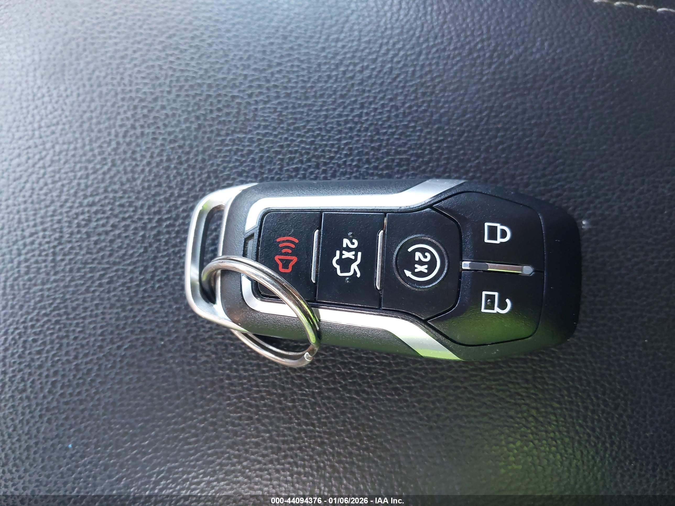 FORD FUSION image 11
