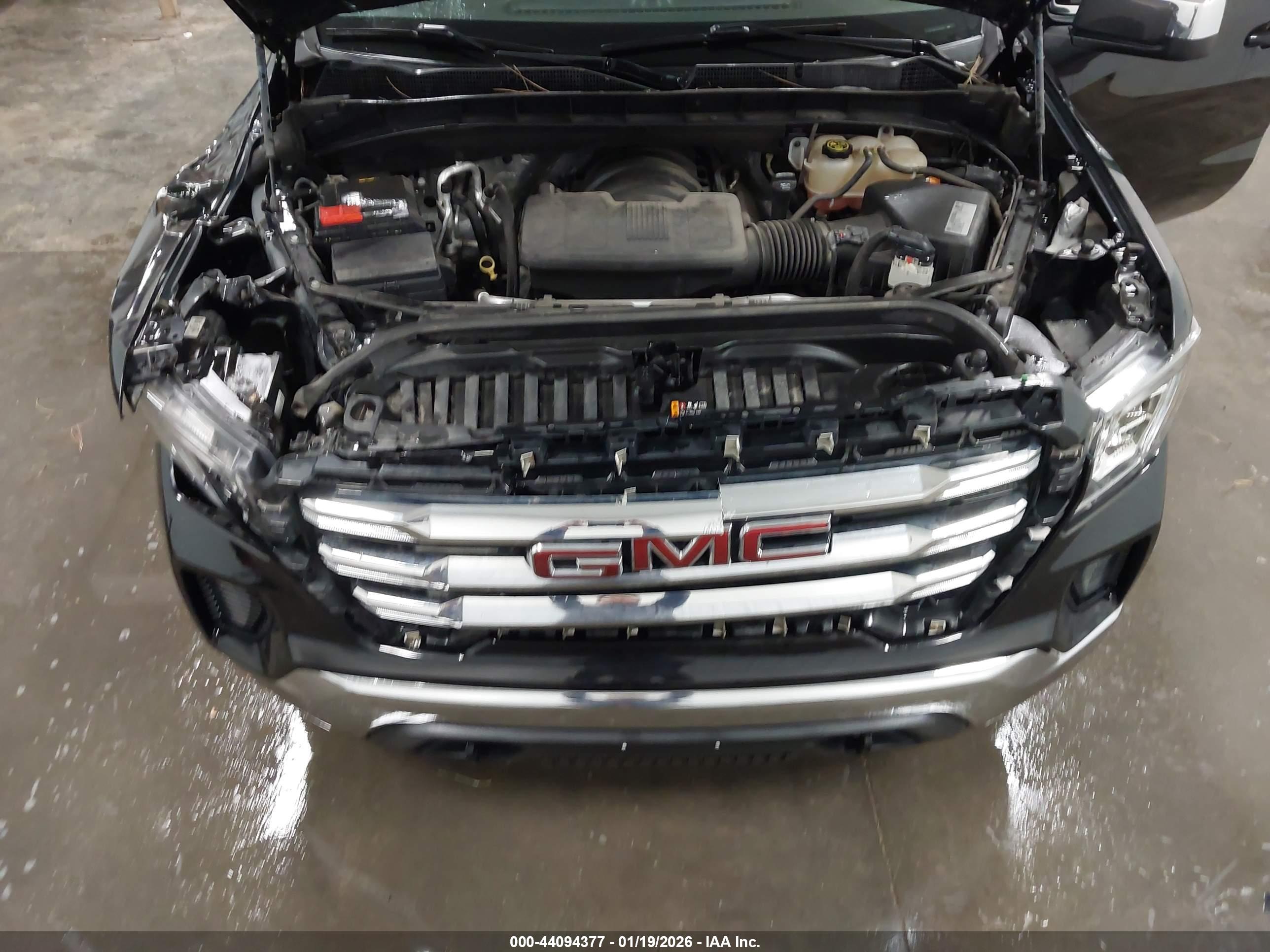 GMC SIERRA image 10