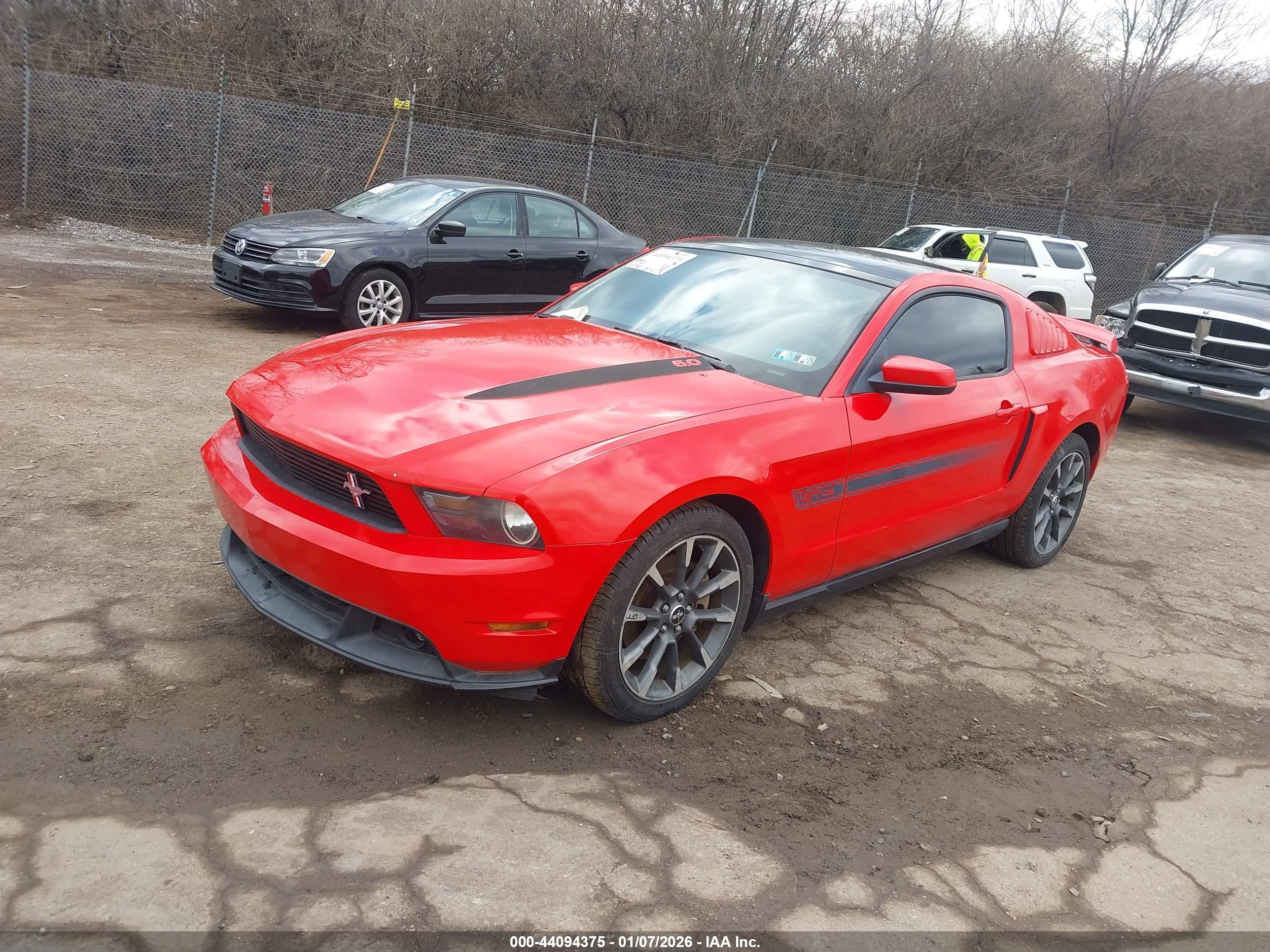 FORD MUSTANG image 2