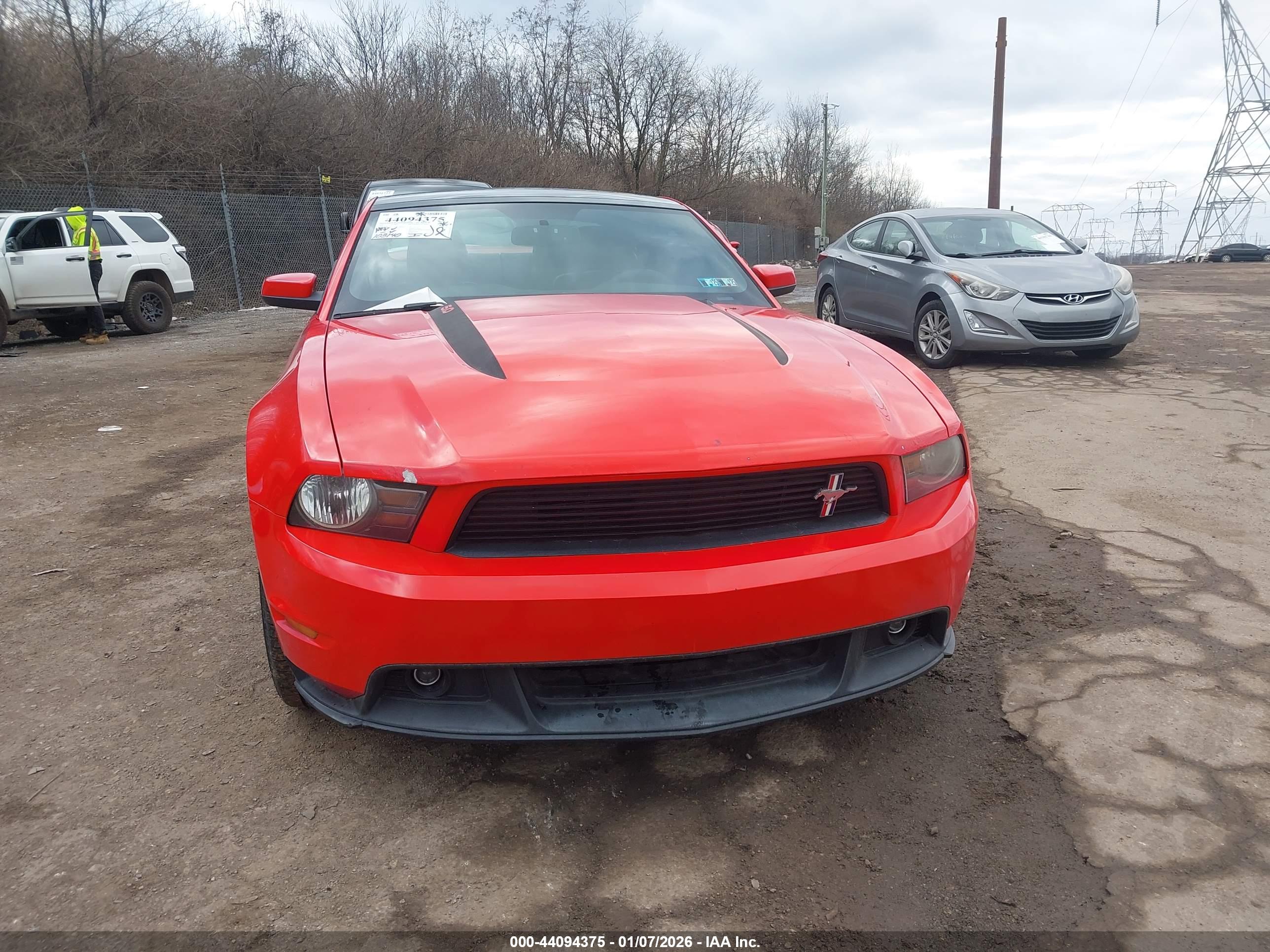 FORD MUSTANG image 6